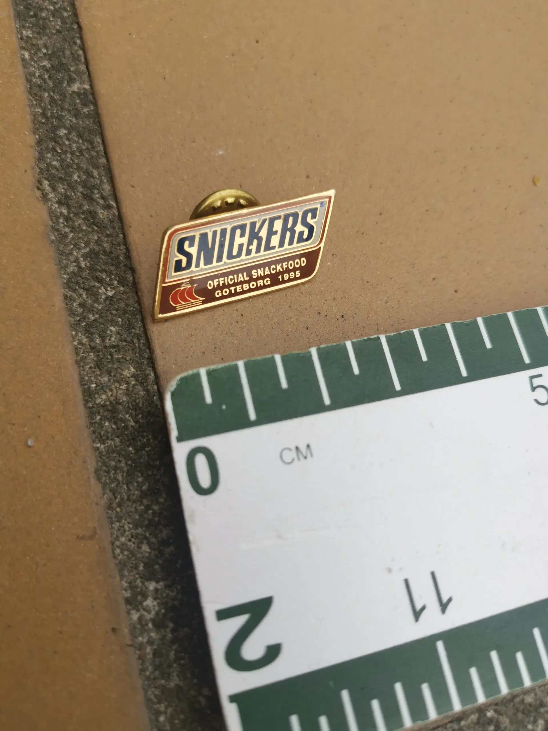 Snicker Pin