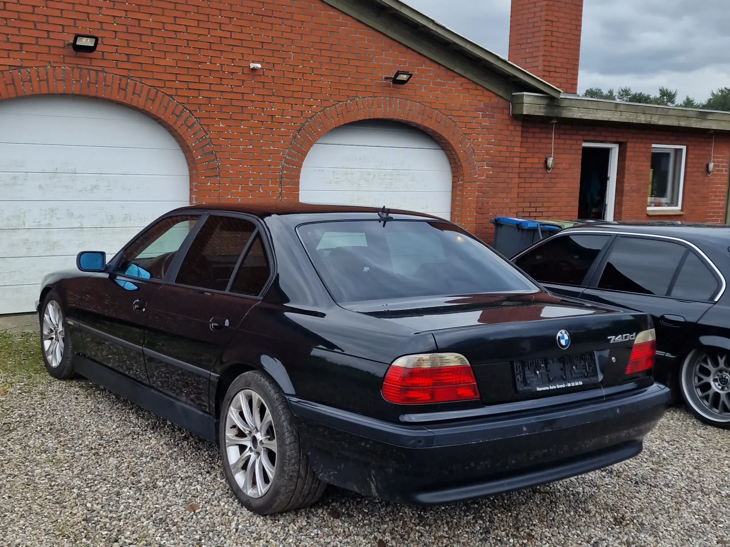 BMW E38 740D