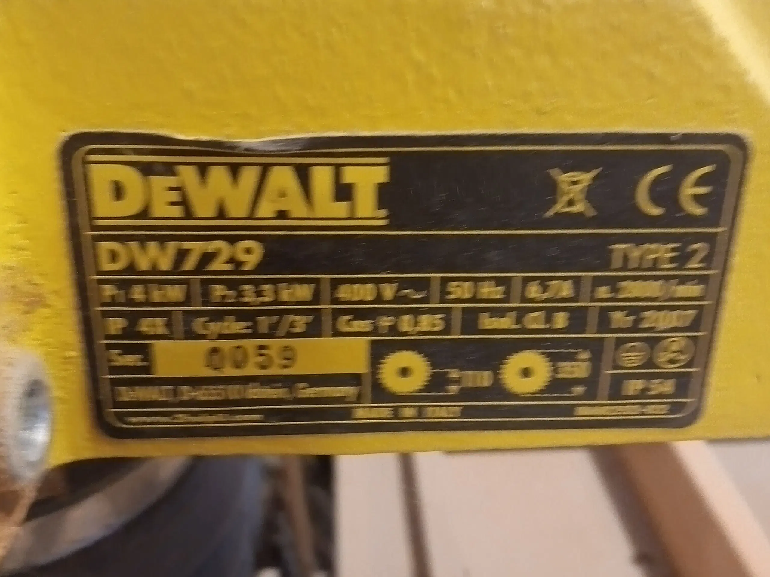 Radialarmsav Dewalt DW 729