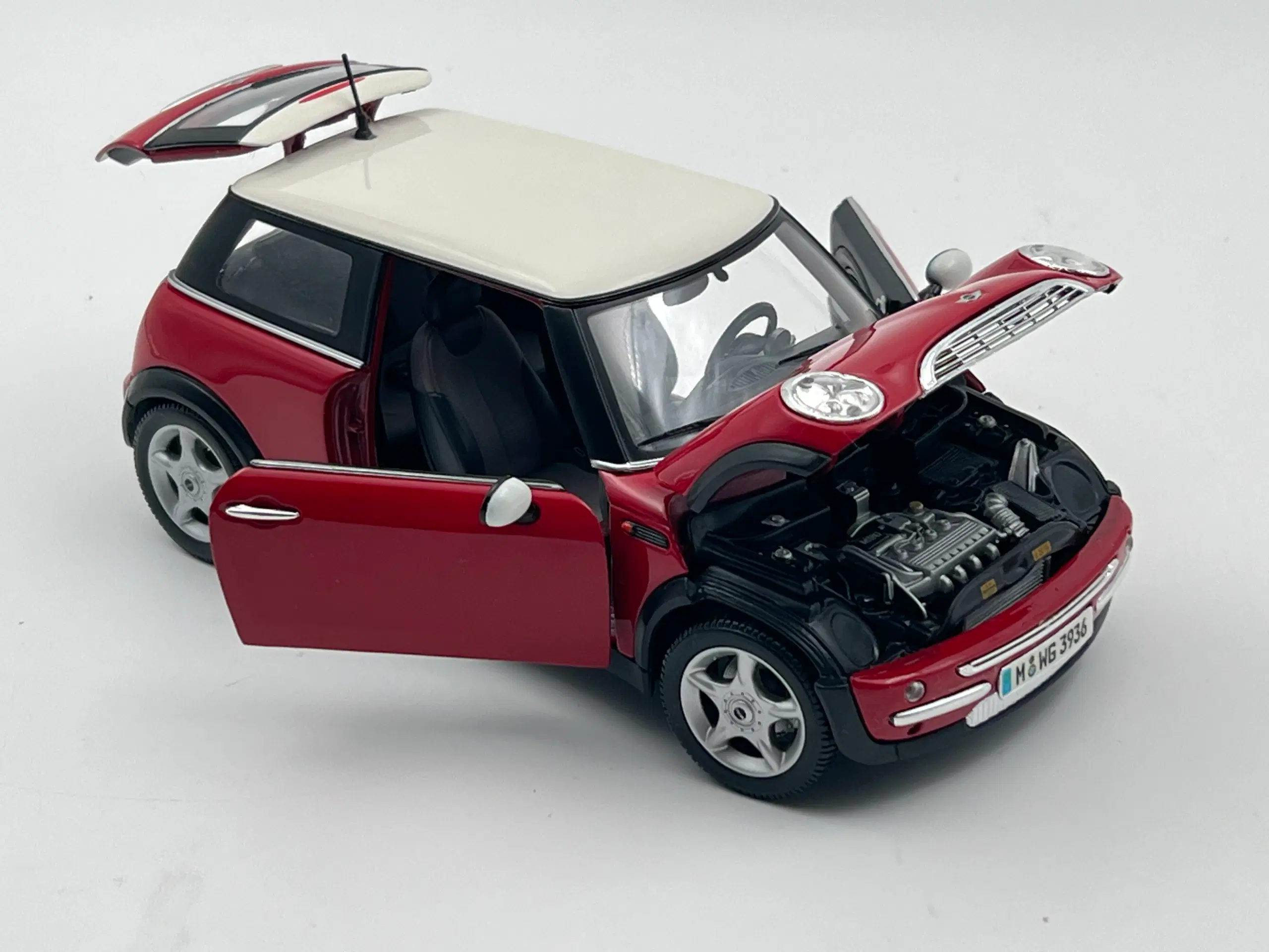 2001 Mini Cooper 1:18