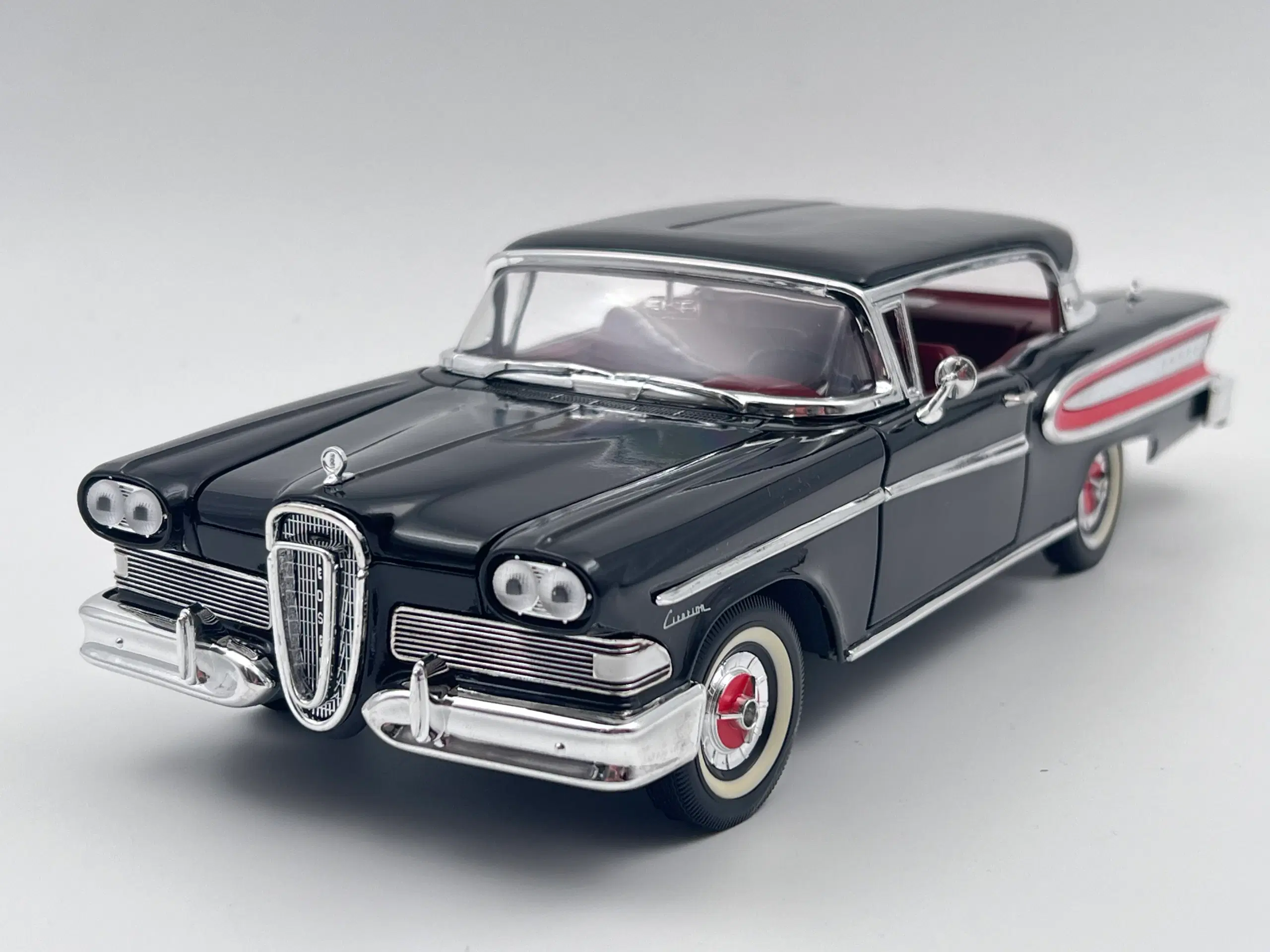 1958 Ford Edsel Citation 1:18  Super flot!