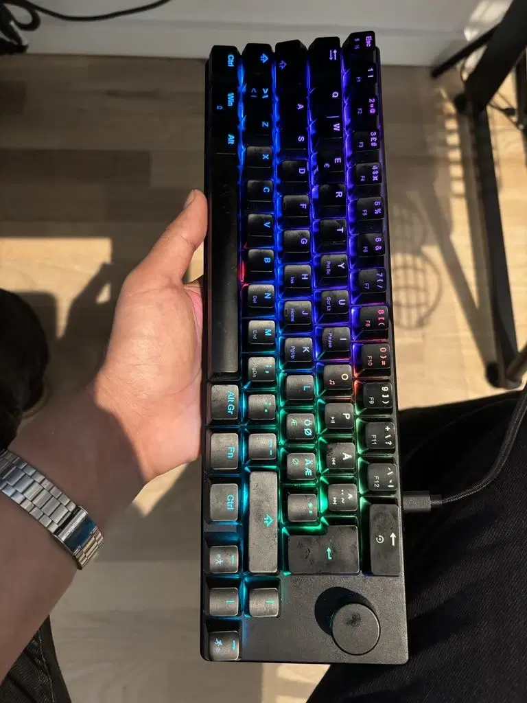 Gaming Tastatur JLT Loop Kompakt Mekanisk RGB