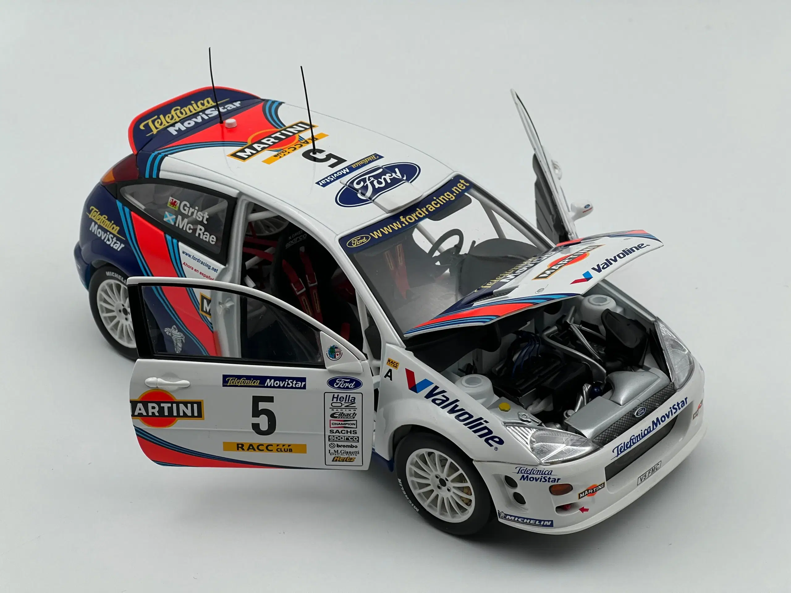 2000 Ford Focus RS WRC AUTOart - 1:18