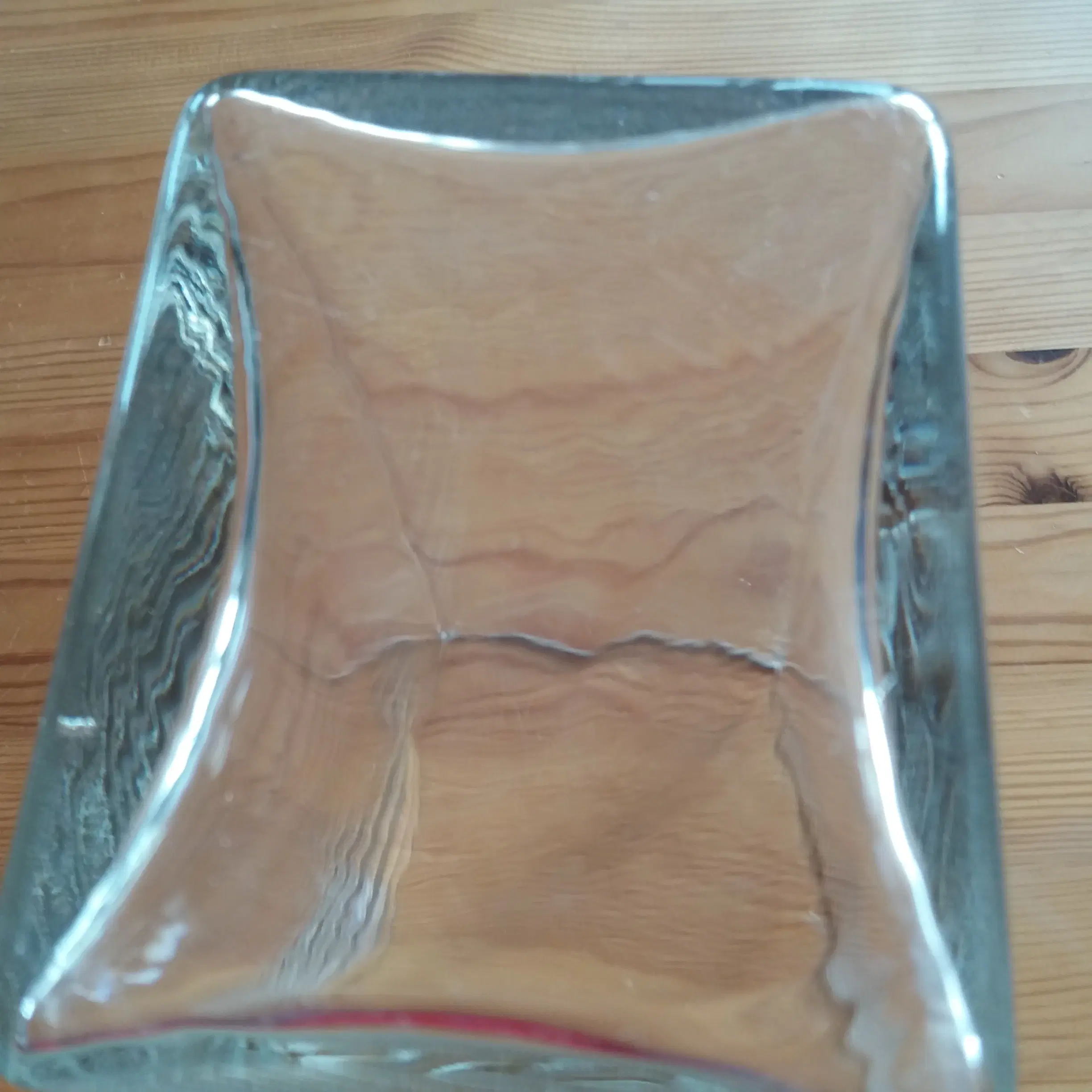 Mundblæst glasvase fra Finland Maljakko/ Lasi