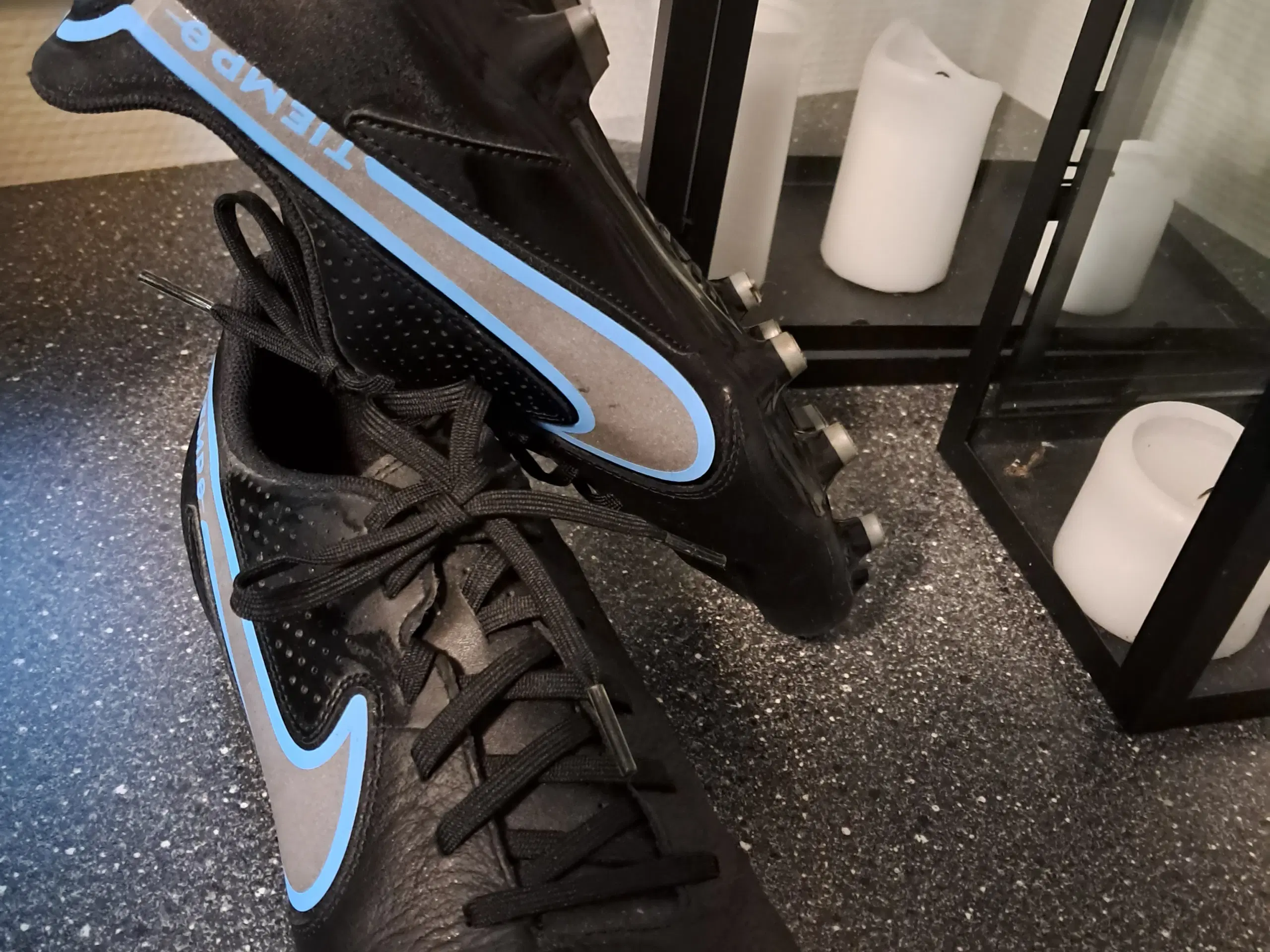 Nike Tiempo str.42 brugt 1/2 sæson