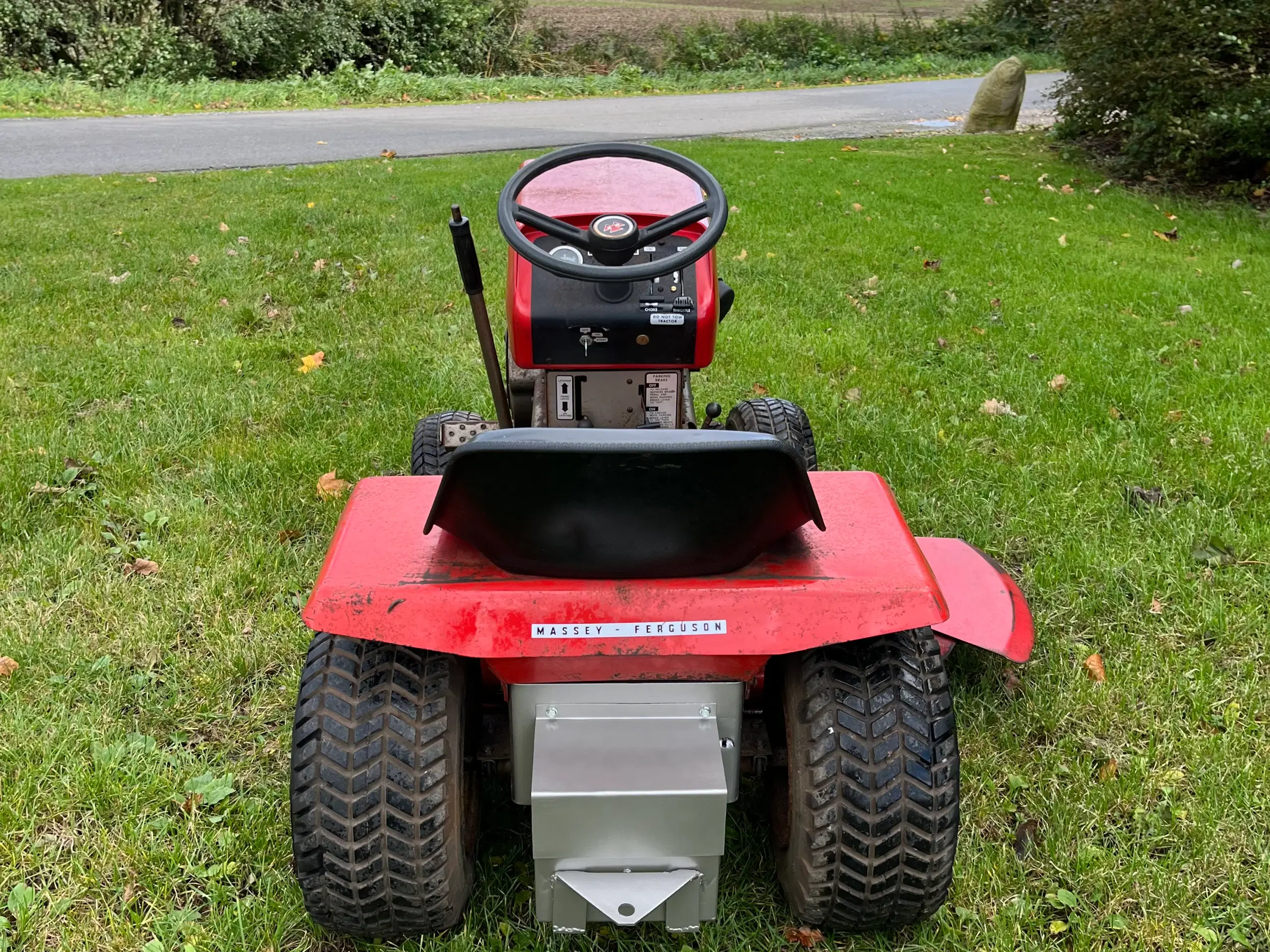 Massey Ferguson 8