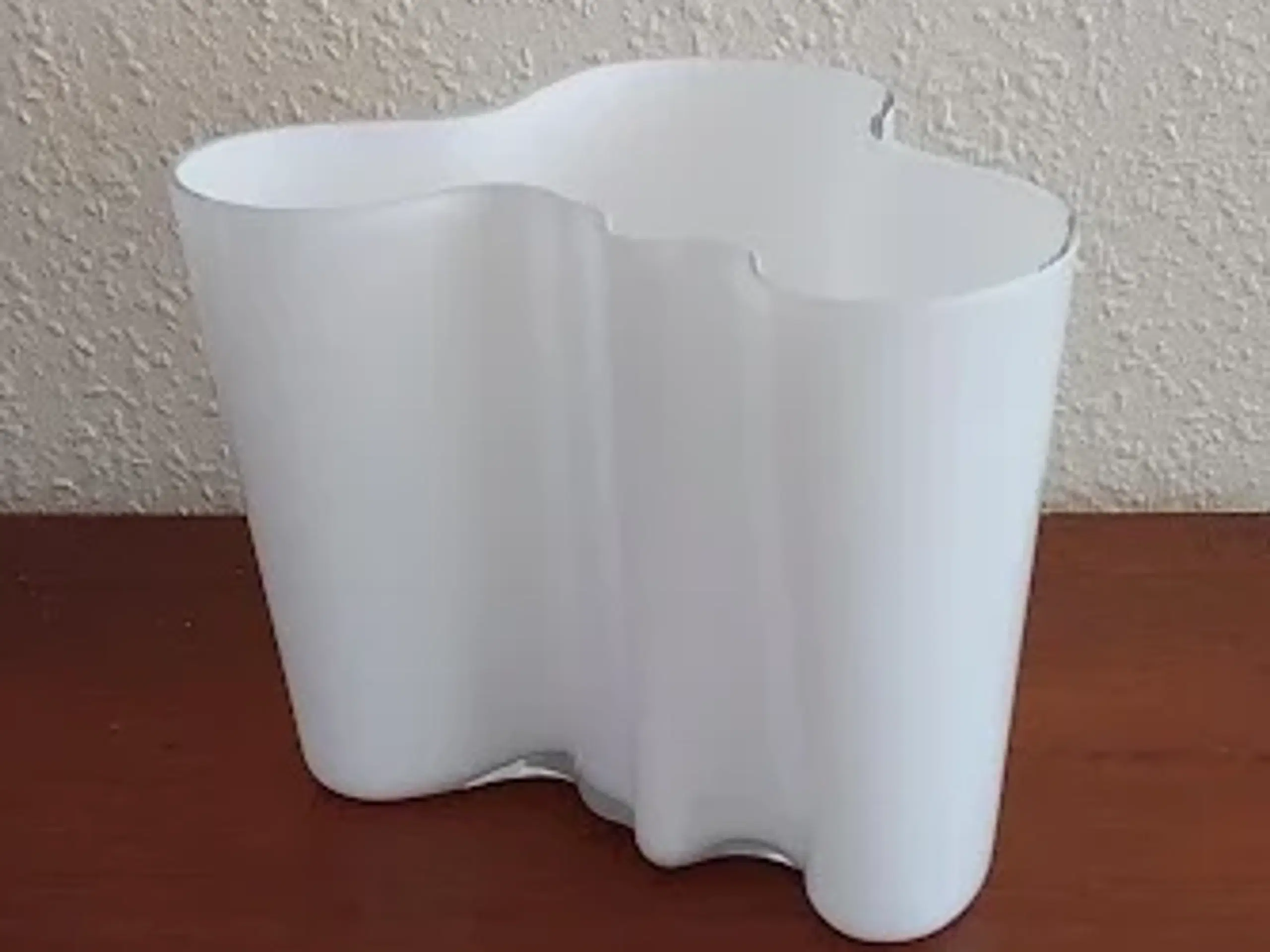 Hvid Alvar Alto vase