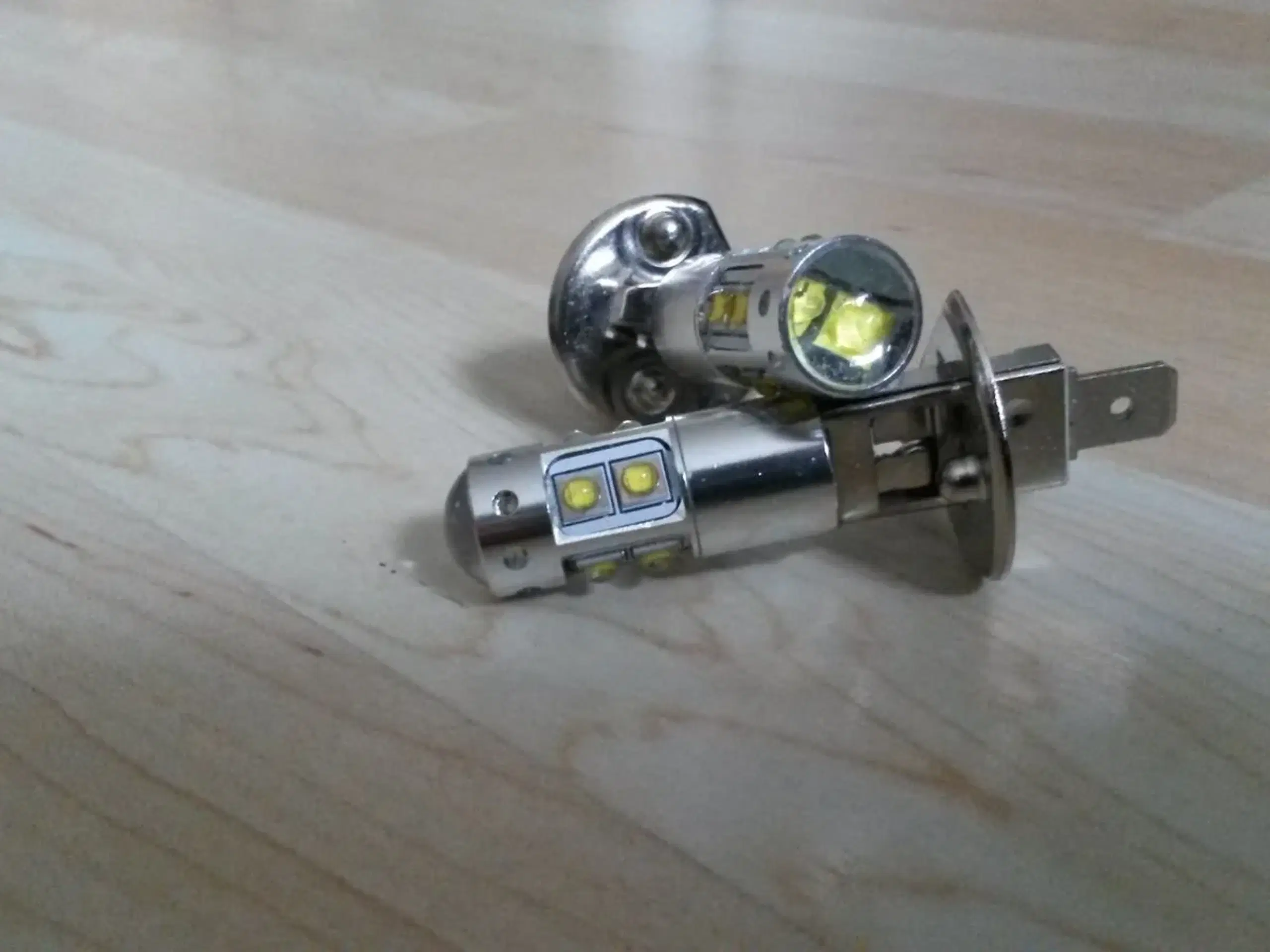 2x 50W 10-Led H1