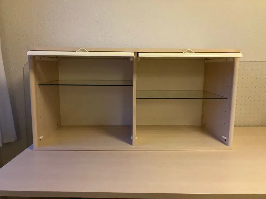 IKEA skab robust