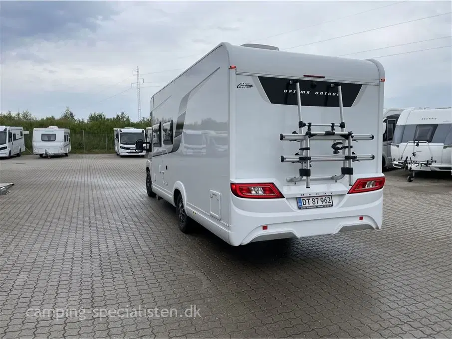 2023 - Hobby Optima On Tour T70 F   Så godt som ny – Hobby Optima On Tour T70 F fra 2023 – kan nu opleves hos Camping-Specialisten i Silkeborg