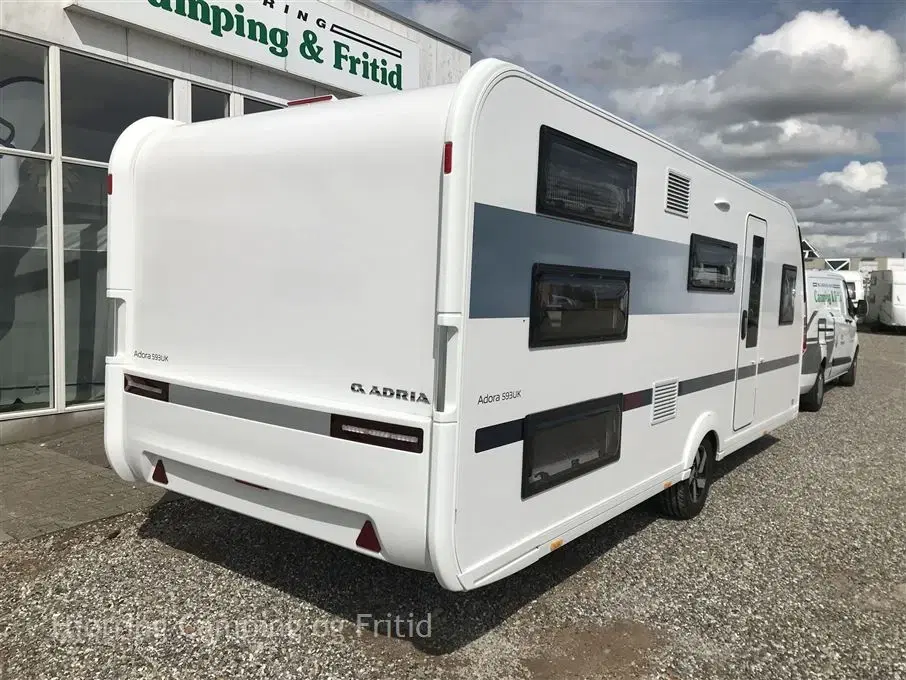 2023 - Adria Adora 593 UK