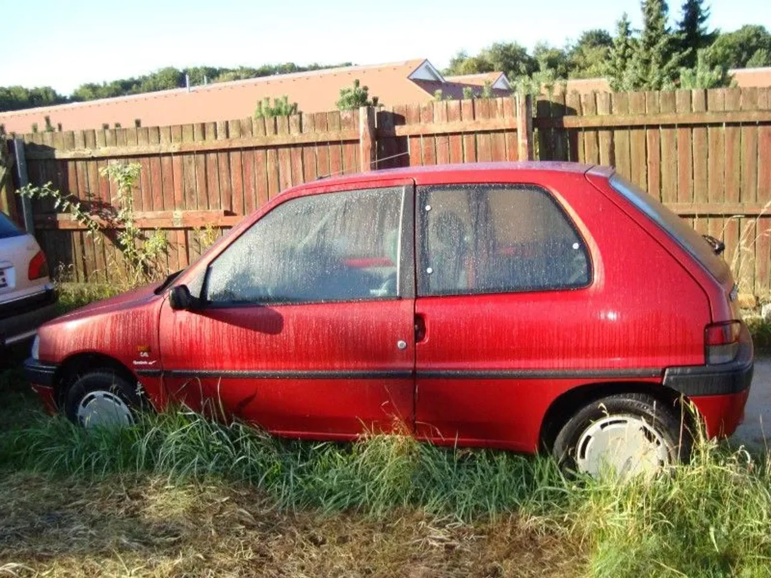 Peugeot 106 11 '95 Sælges i dele 50kr