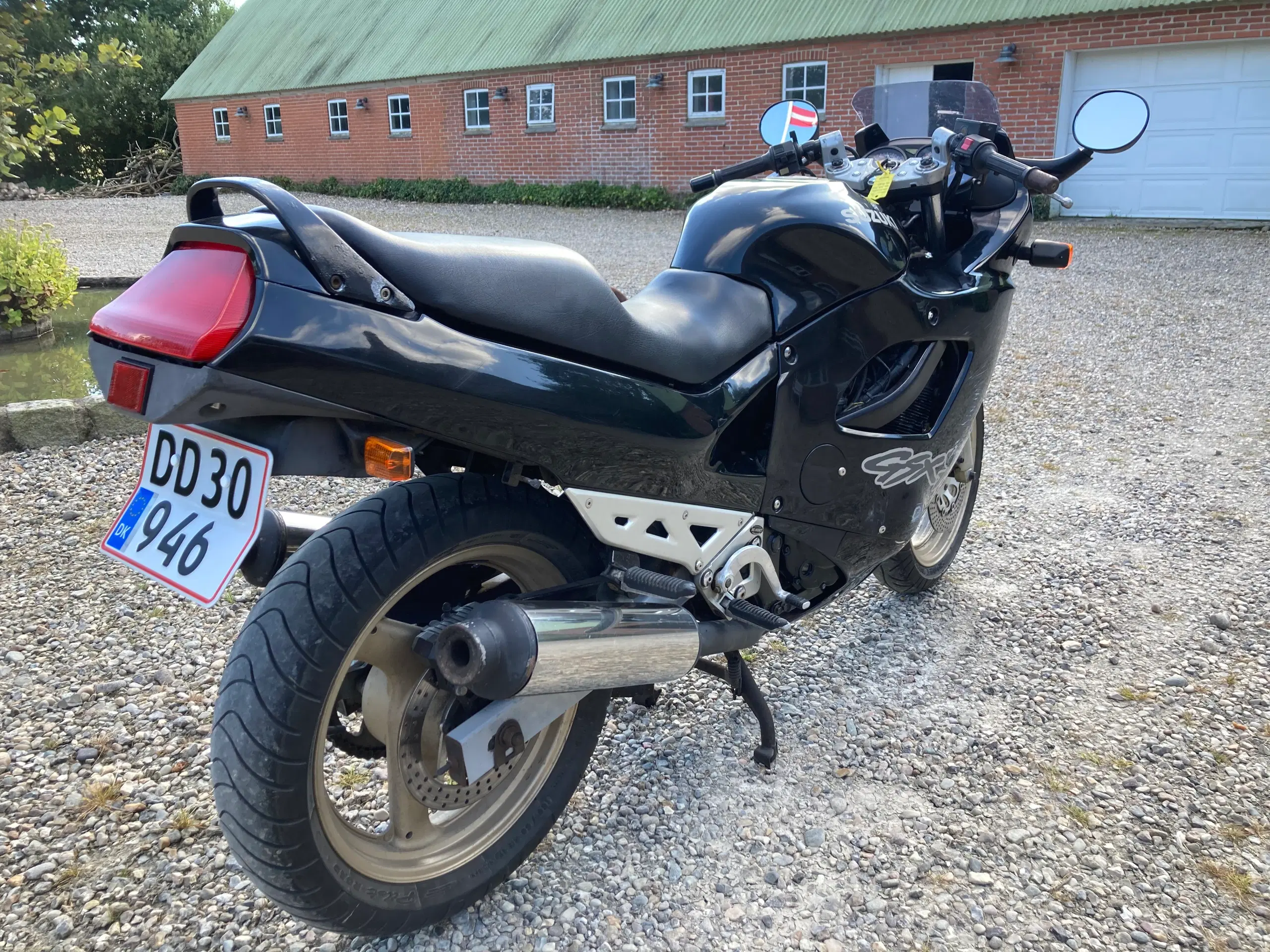 Suzuki GSX 750 F