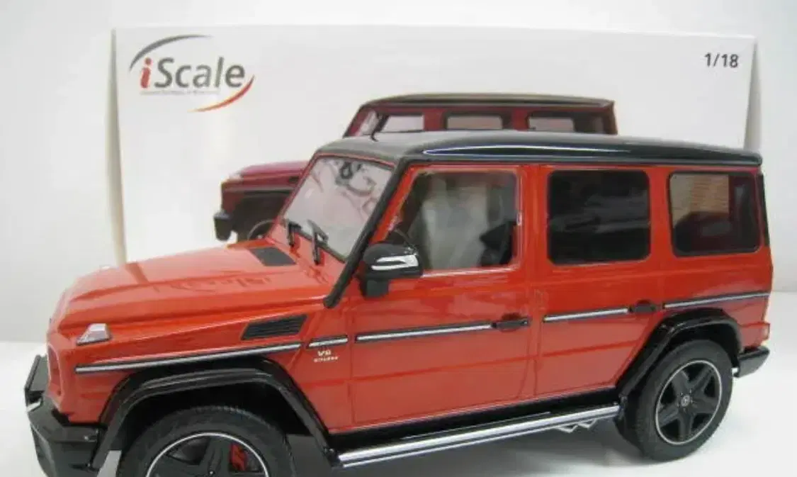 1:18 Mercedes G63 AMG Crazy Color