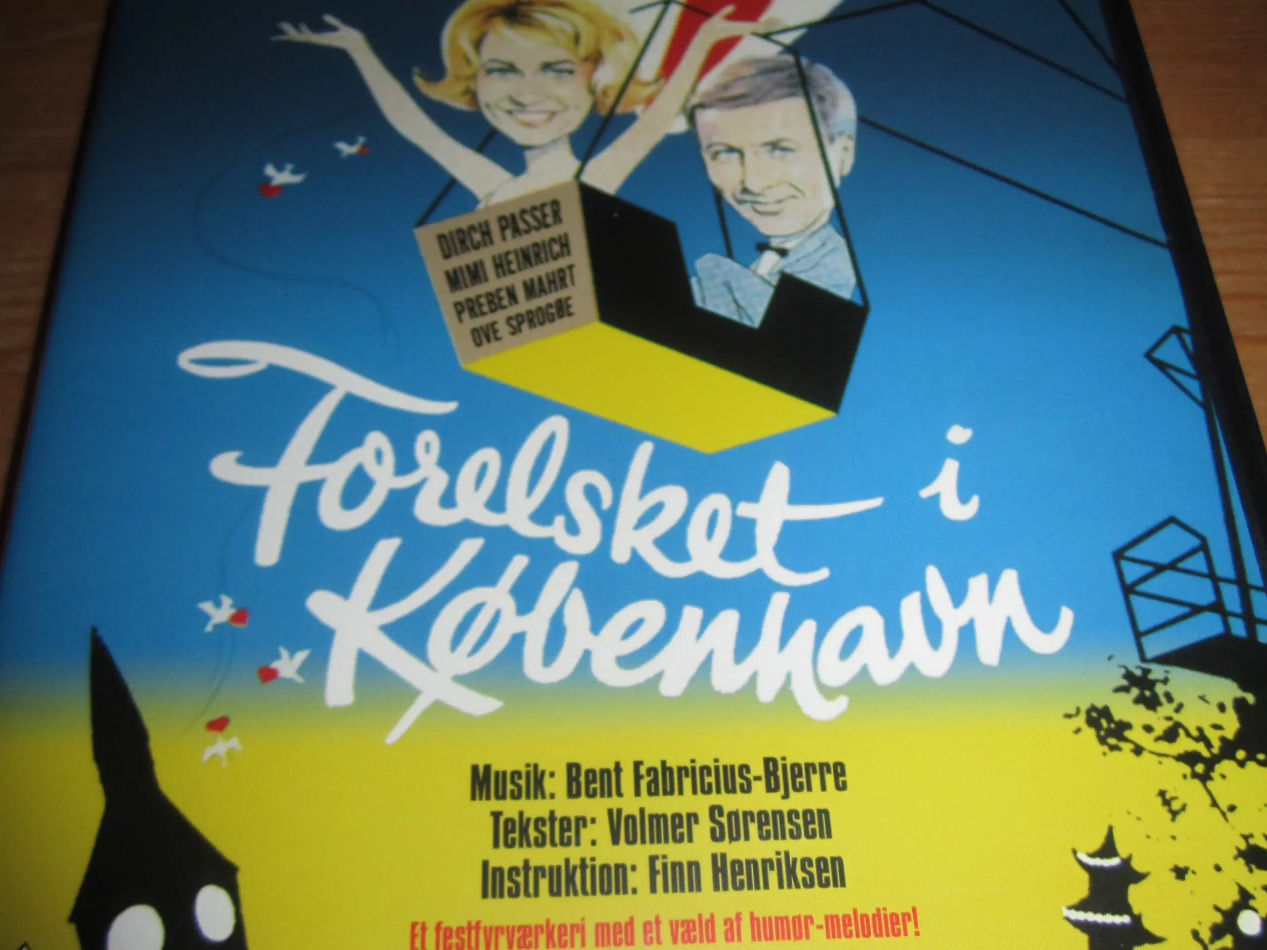 Nordisk Film Klassikere. FORELSKET I KØBENHAVN.