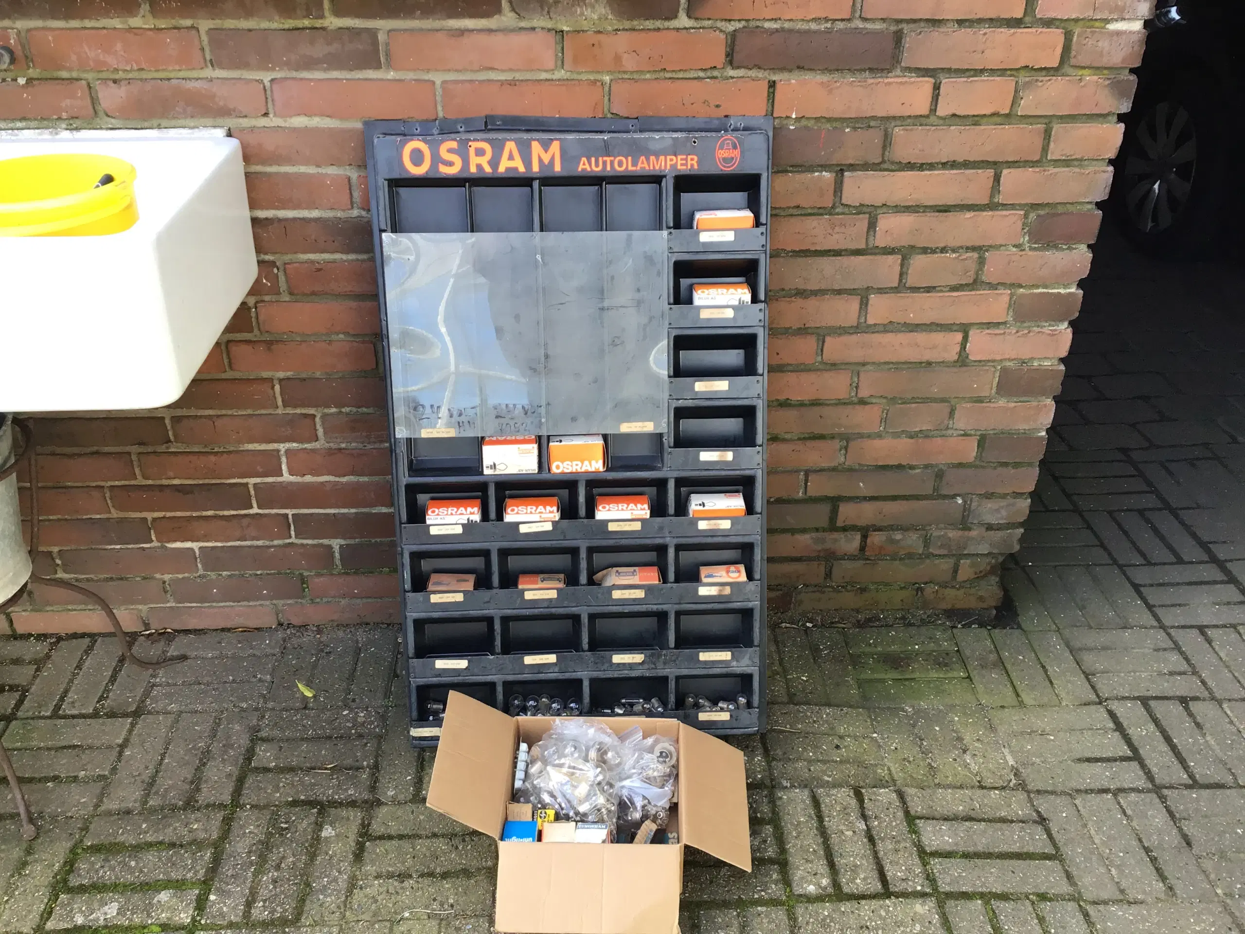 Osram autopære stativ retro