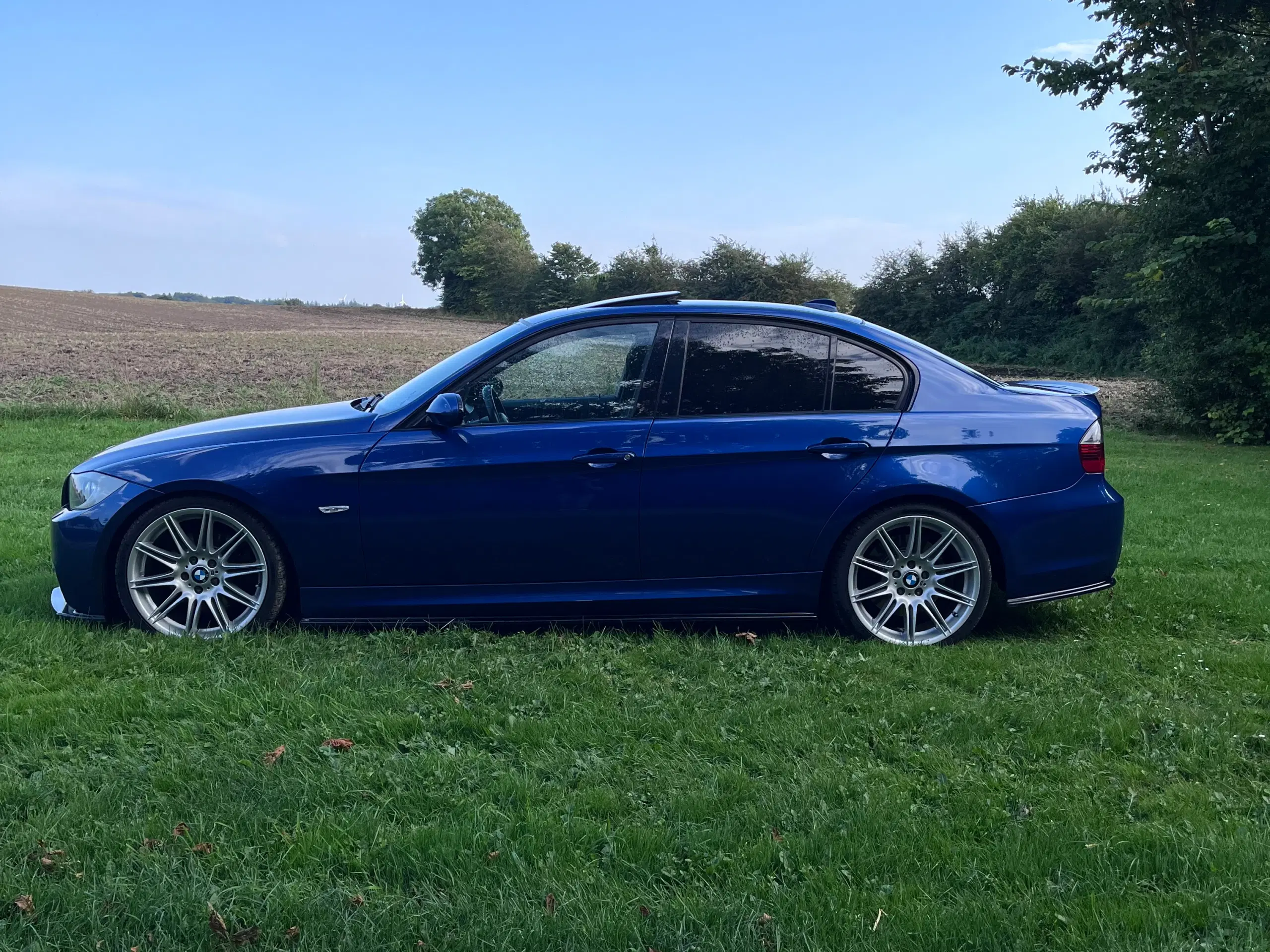 BMW 330i E90