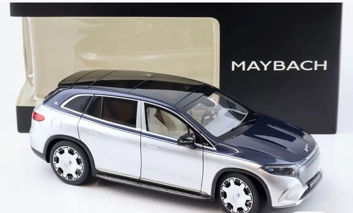 1:18 Mercedes Maybach 680 EQS SUV