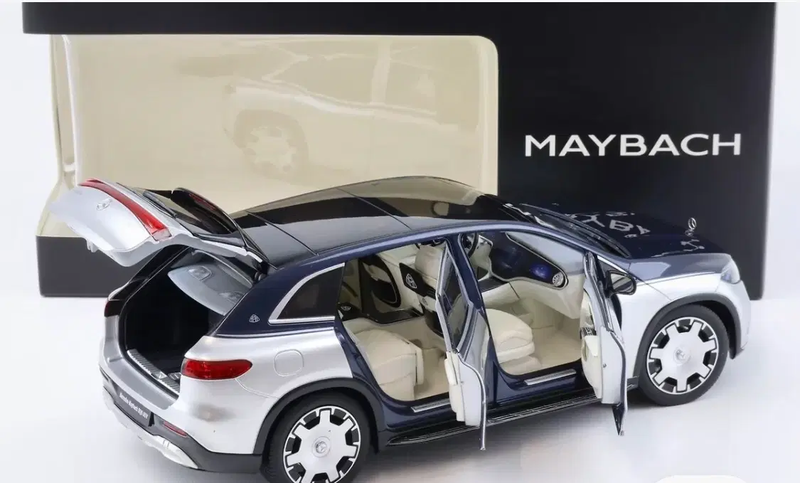 1:18 Mercedes Maybach 680 EQS SUV