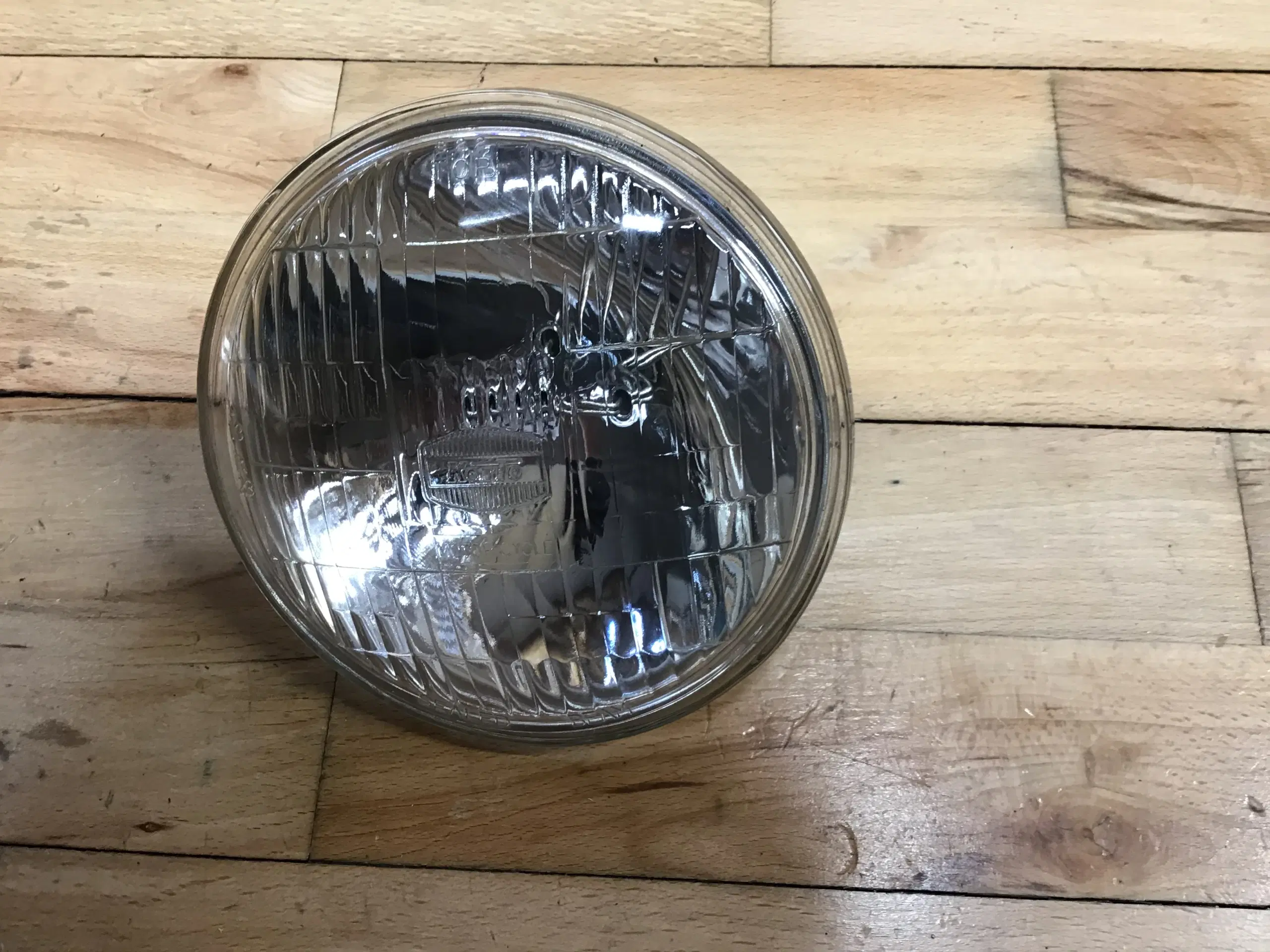 Koito 6V 30/30 Sealed Beam nr 4020