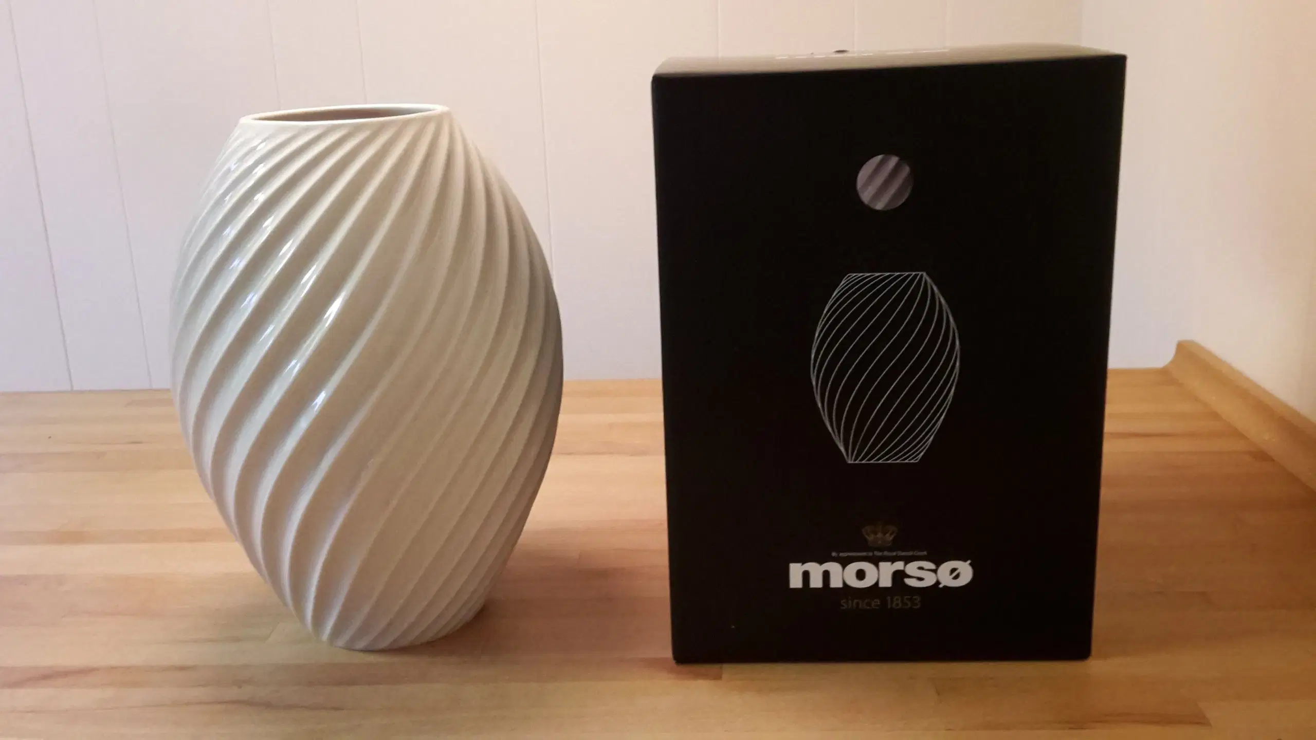 MORSØ RIVER vase hvid 26 cm