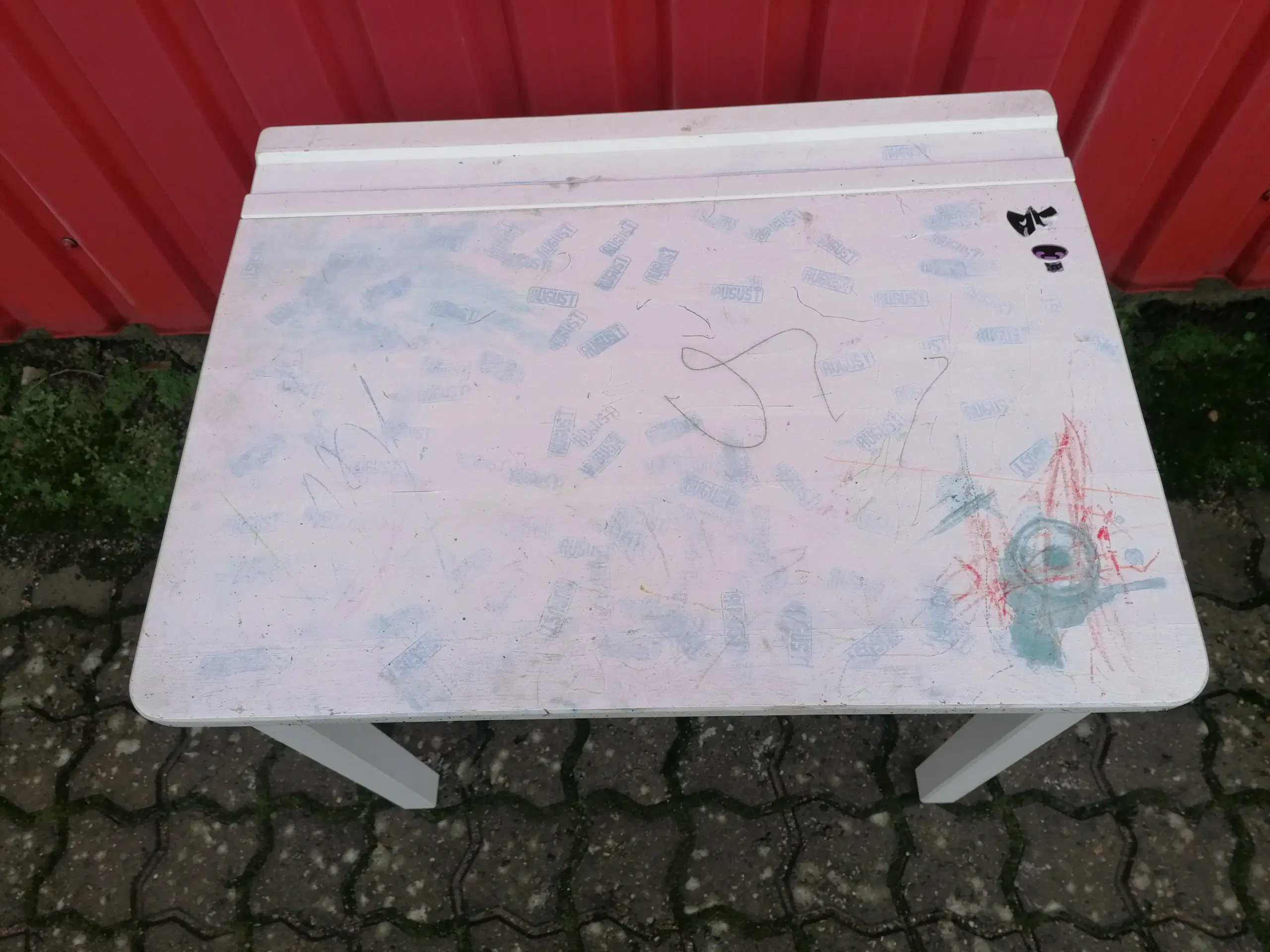 Børneskrivebord / Skrivepult ca HxBxD 55x60x45