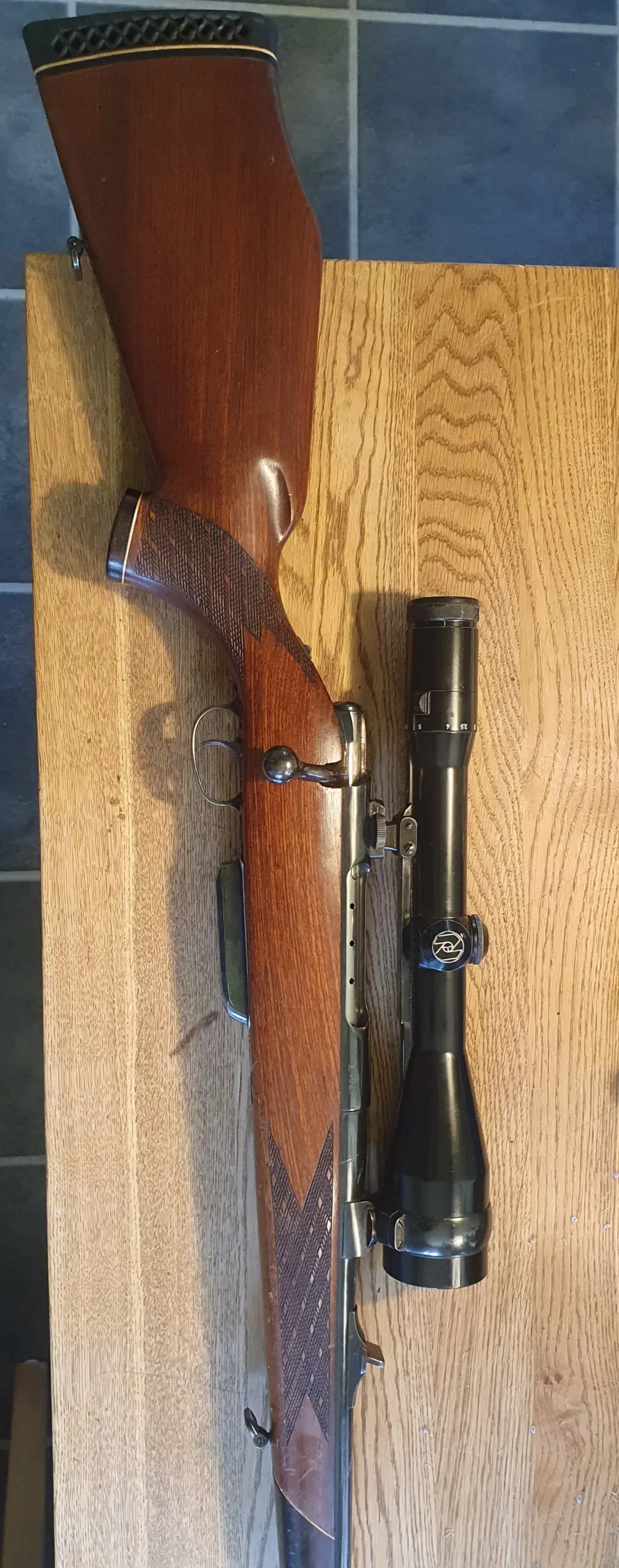 Sauer 80 jagtriffel med Zeiss 8x56