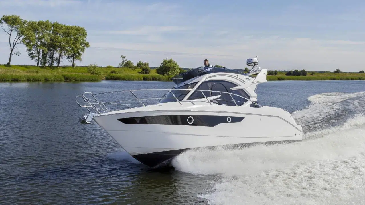 Galeon 300 FLY