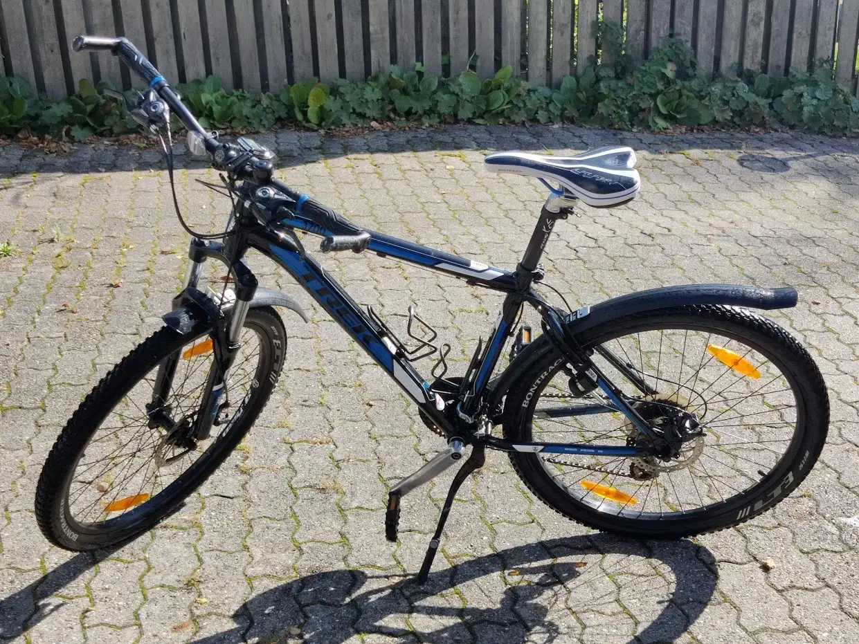 MTB Trek 3700