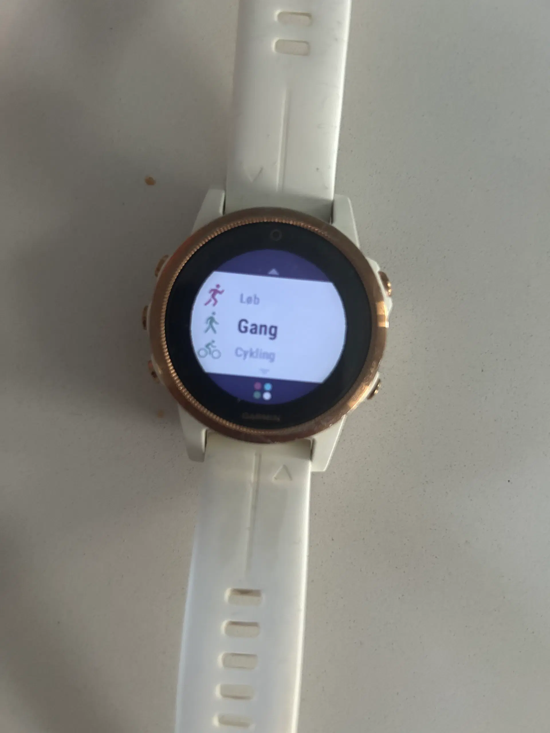 Garmin 5S white Rose Gold smartwatch