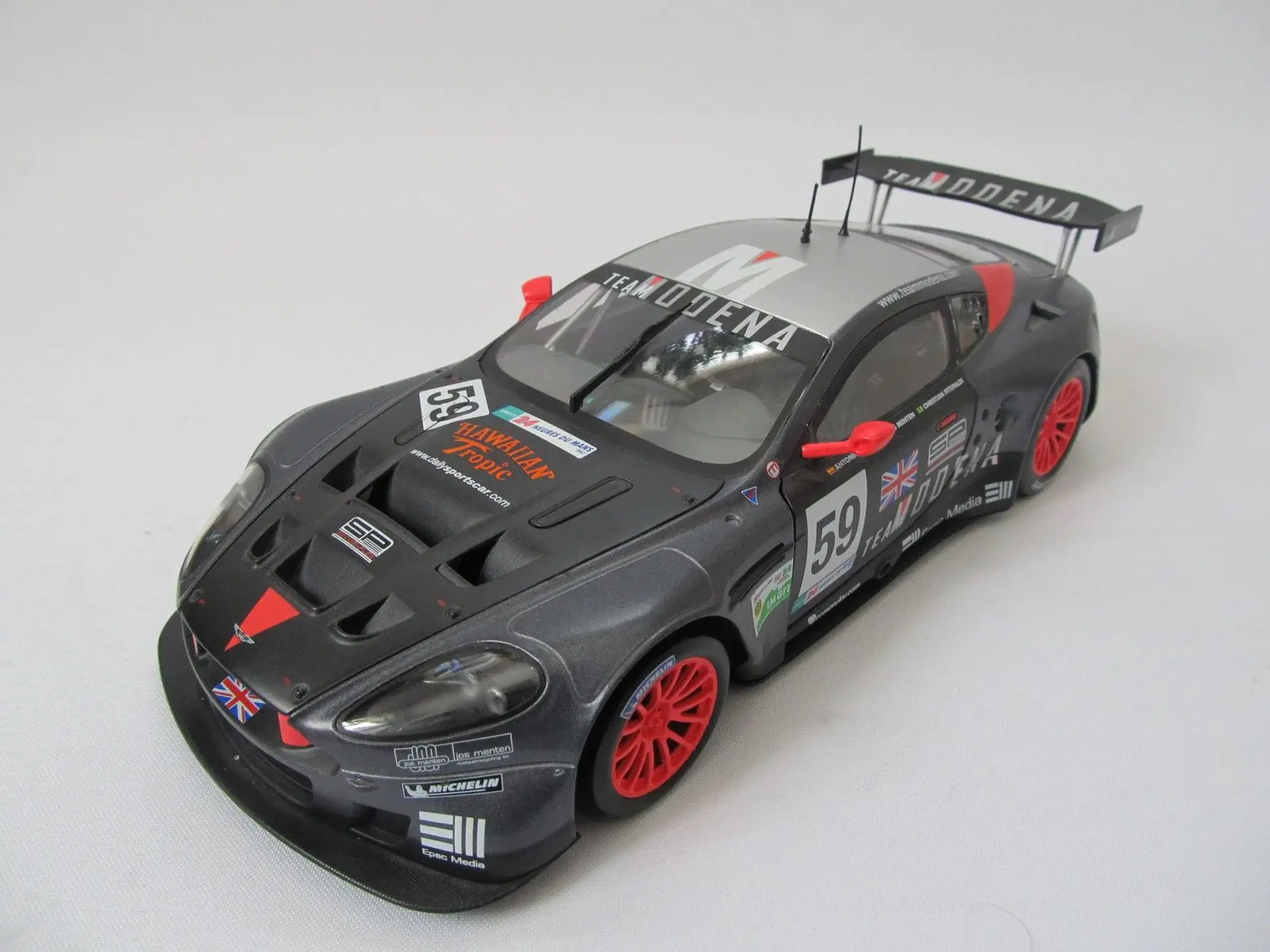 2007 LeMans Aston Martin DBR9 #59 - 1:18