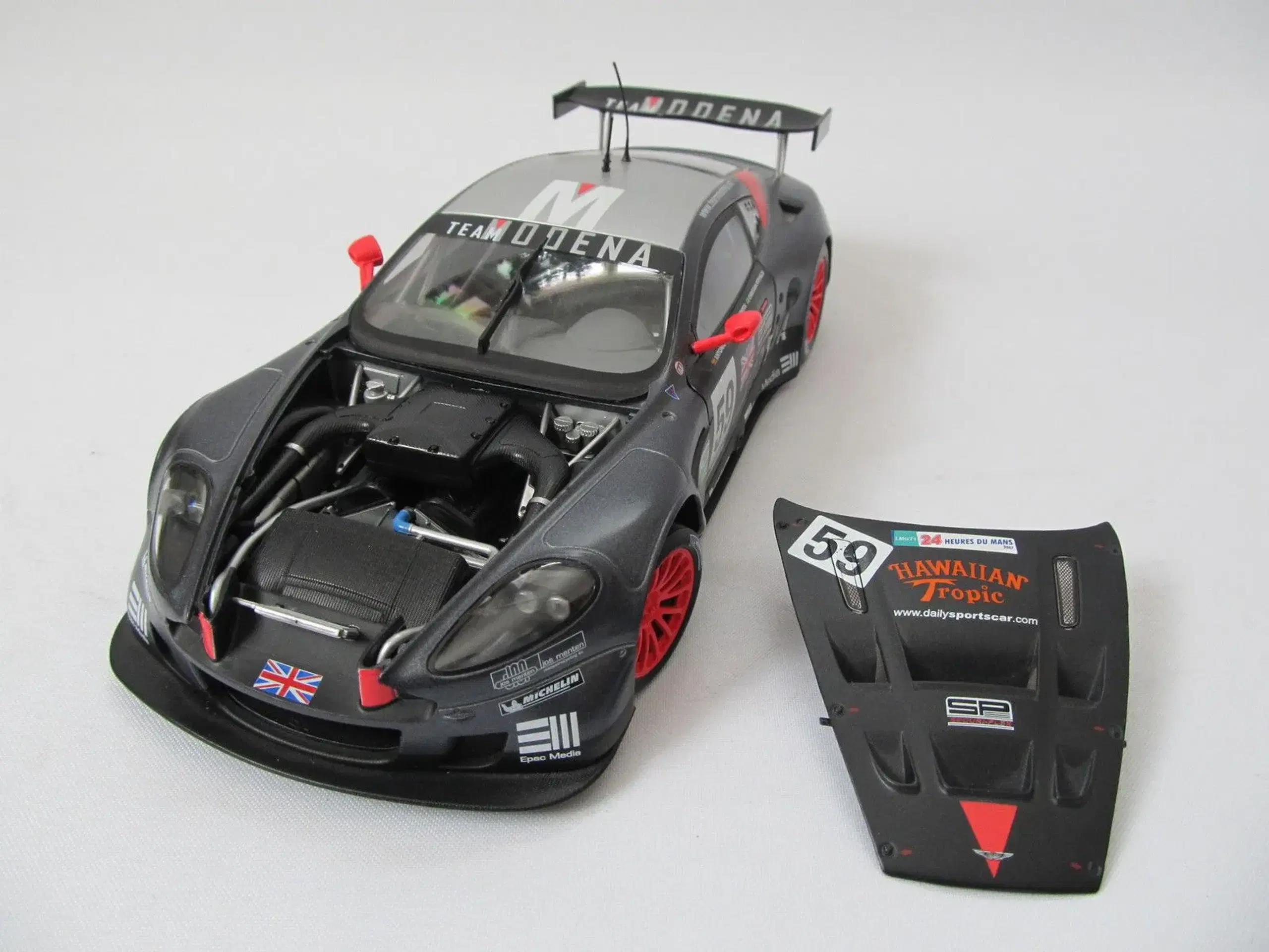 2007 LeMans Aston Martin DBR9 #59 - 1:18