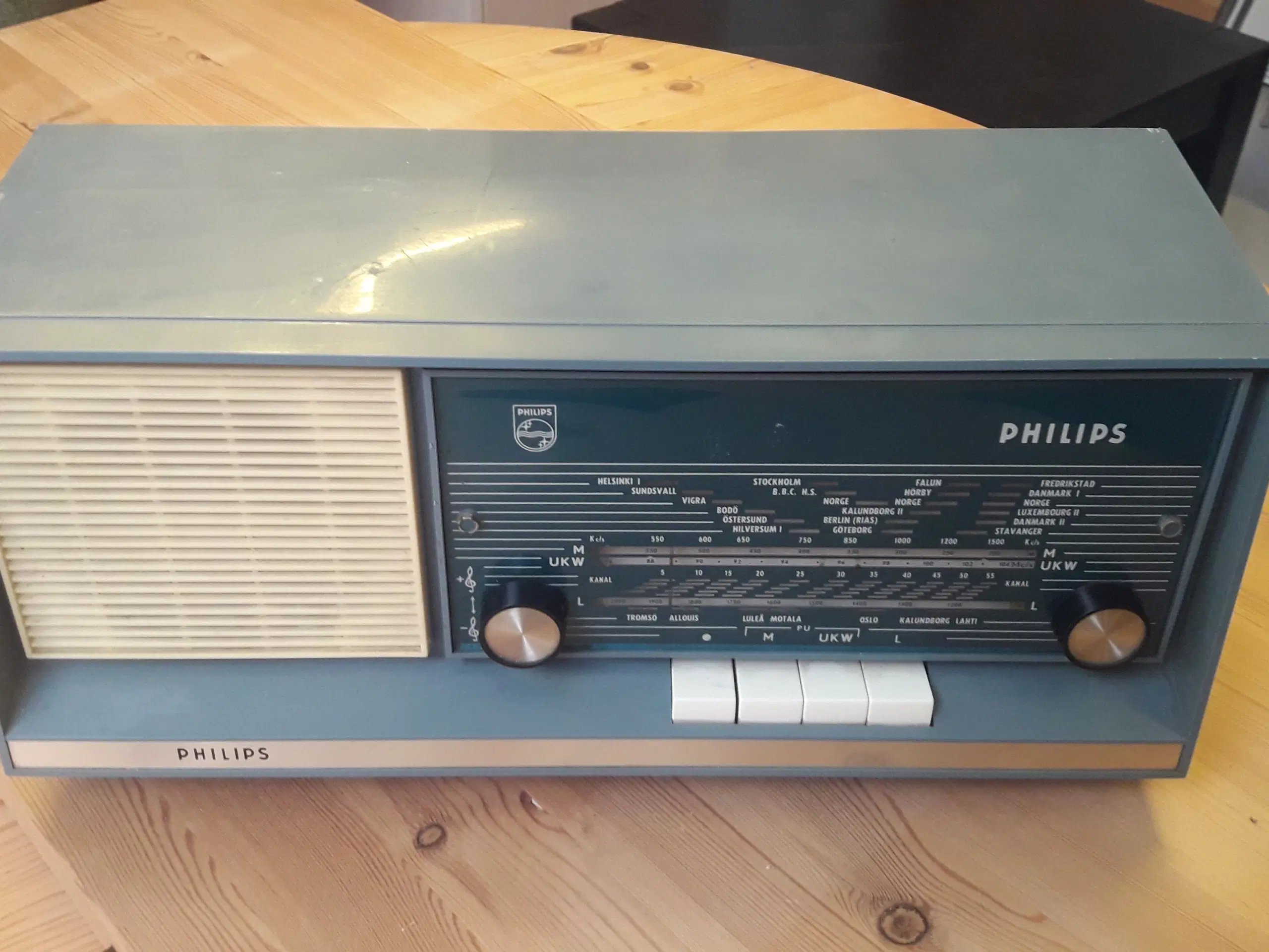 Retro radio philips