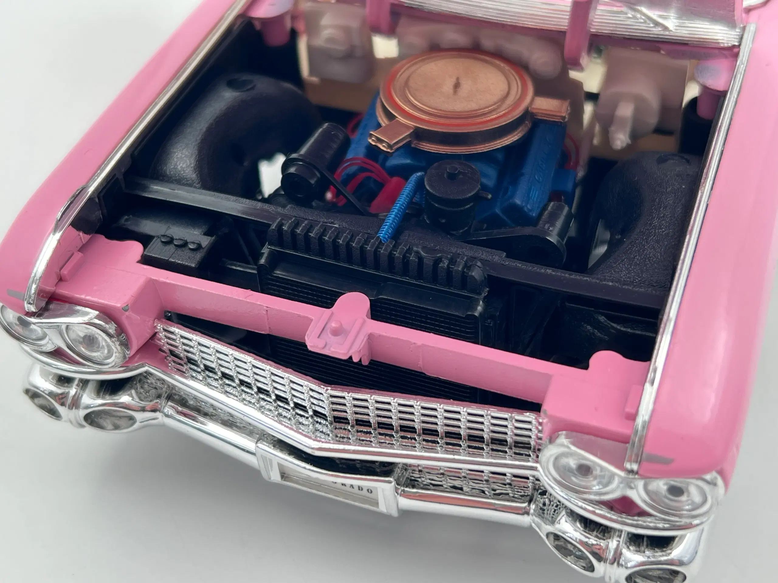 1959 Cadillac Eldorado Biarritz 1:18