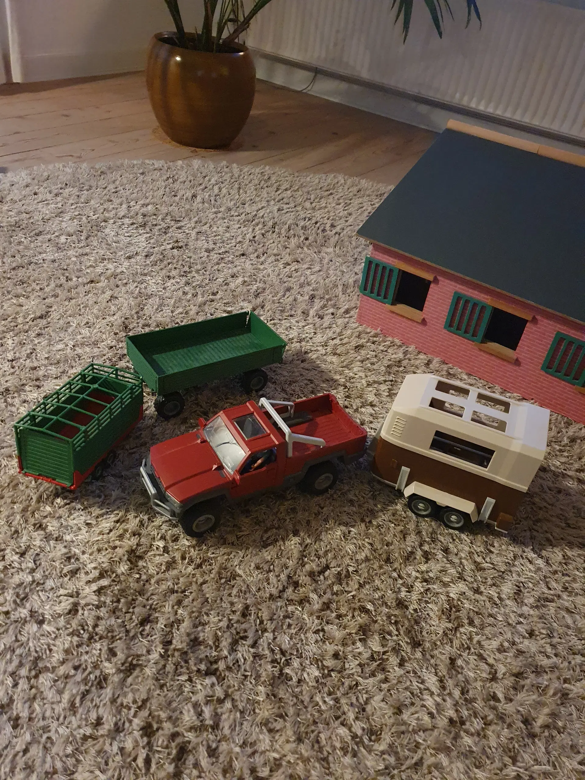 Schleich stald heste trailer osv