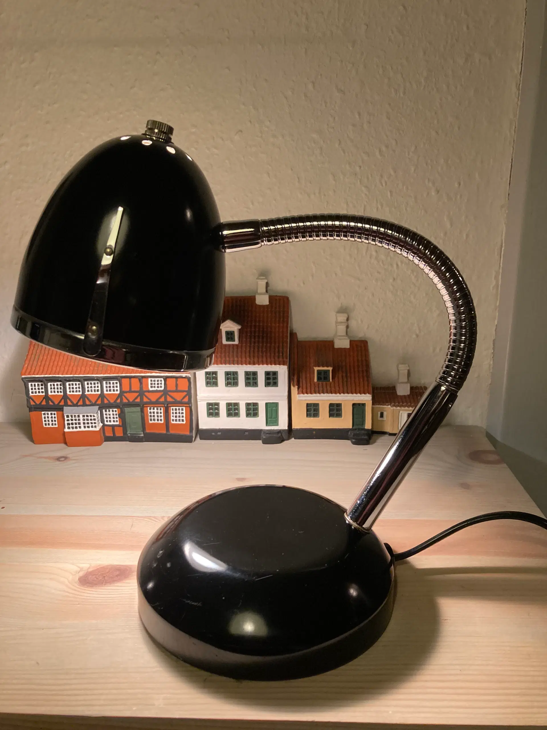 Flot lille  bordlampe