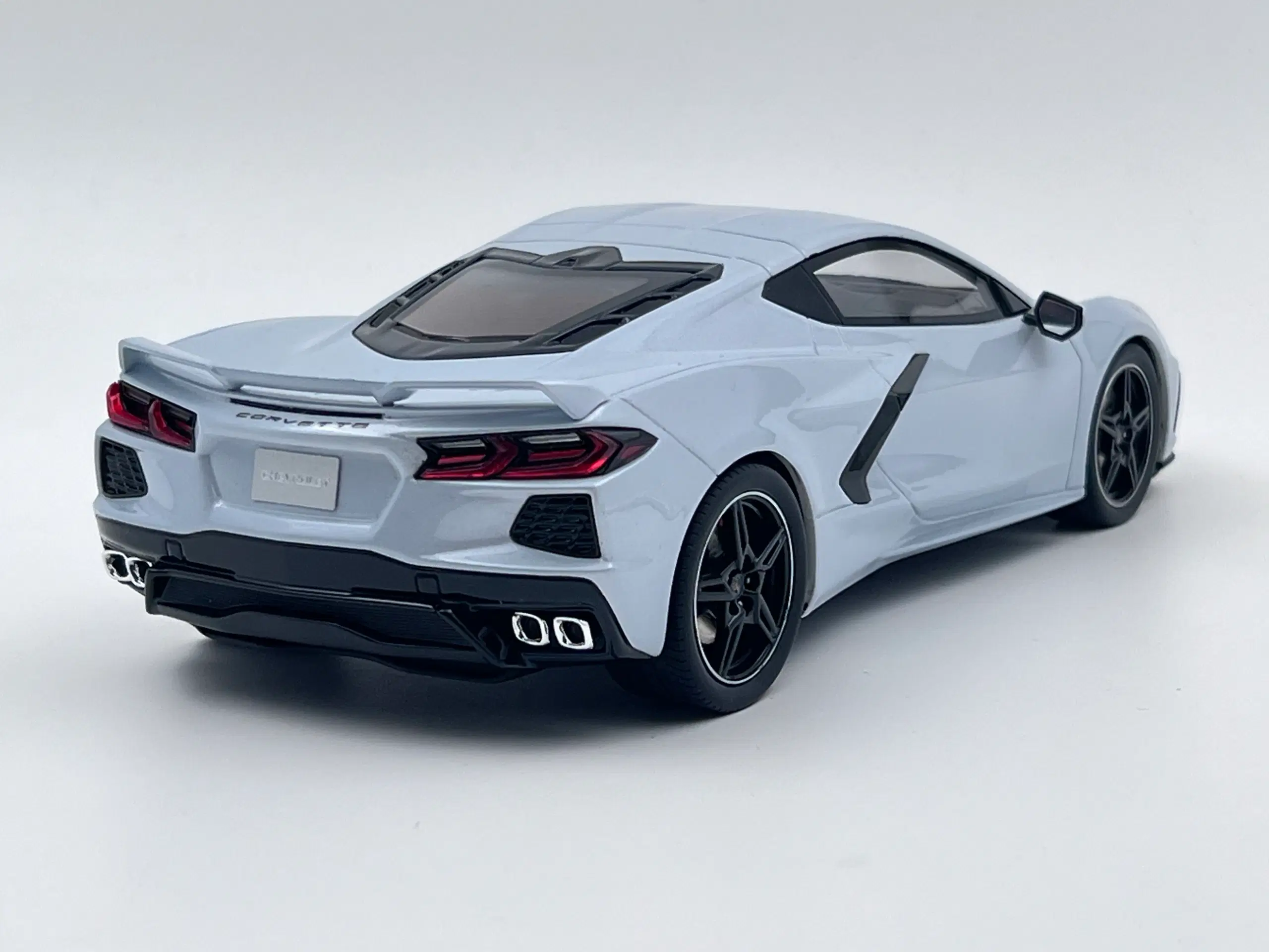 2020 Chevrolet Corvette C8 1:18  Super flot