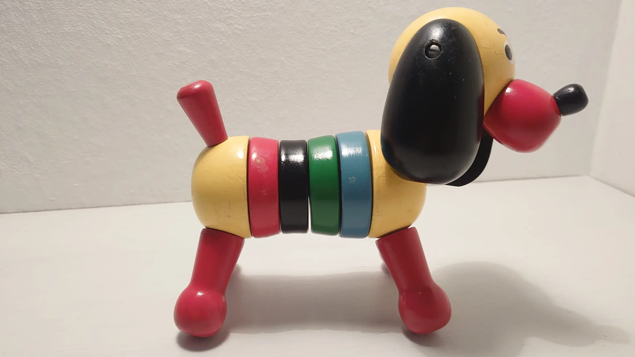 Vintage Puck Brio træhund med 4 ringe