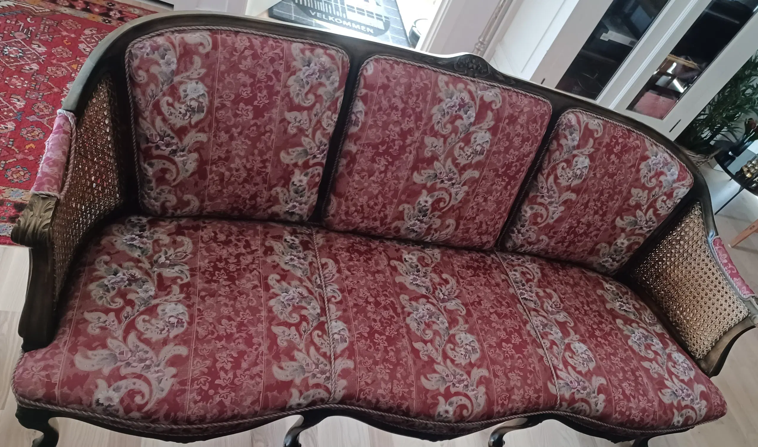 Sofa romantisk stil