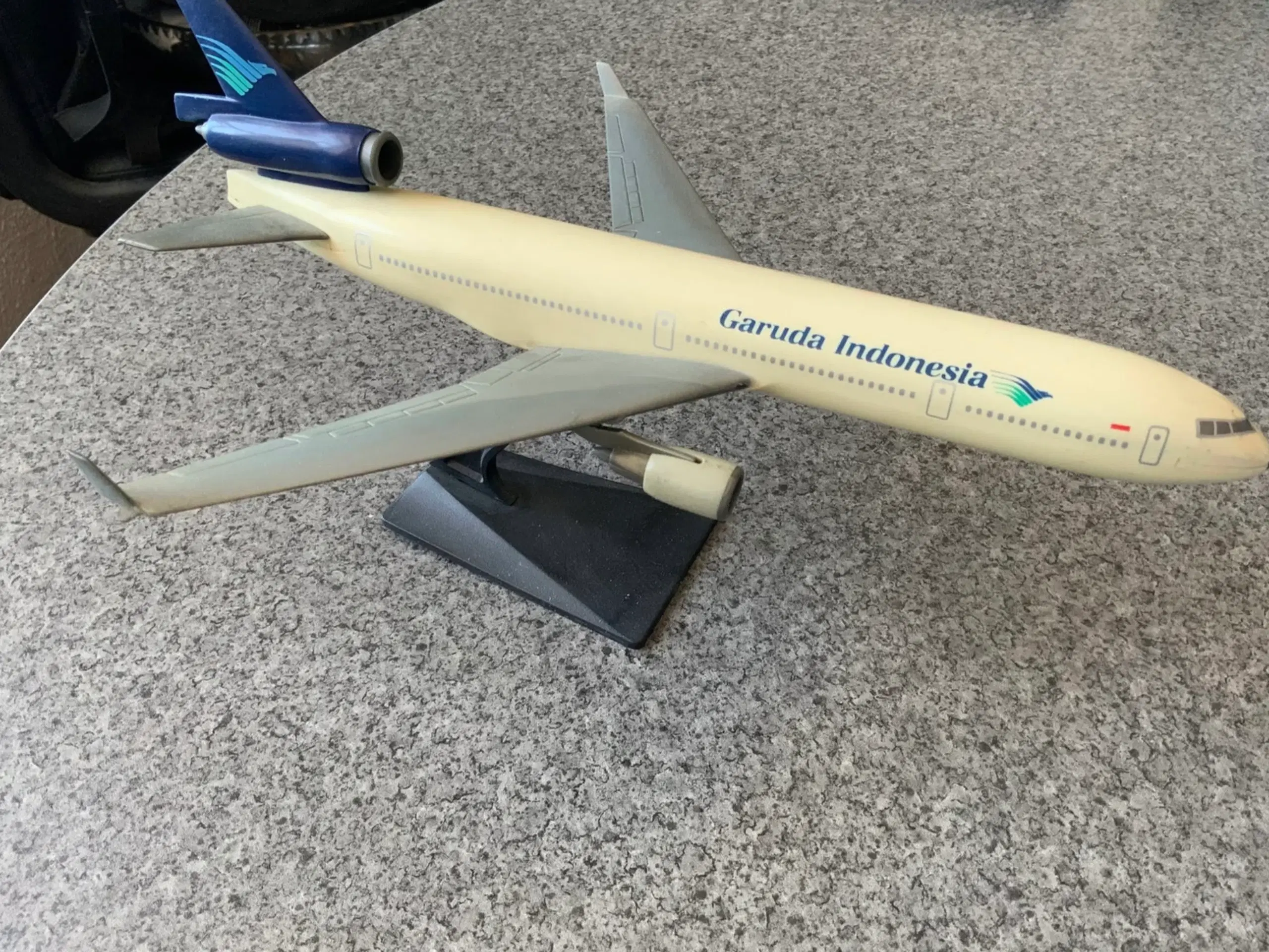 Modelfly MD-11 Garuda Indonesia