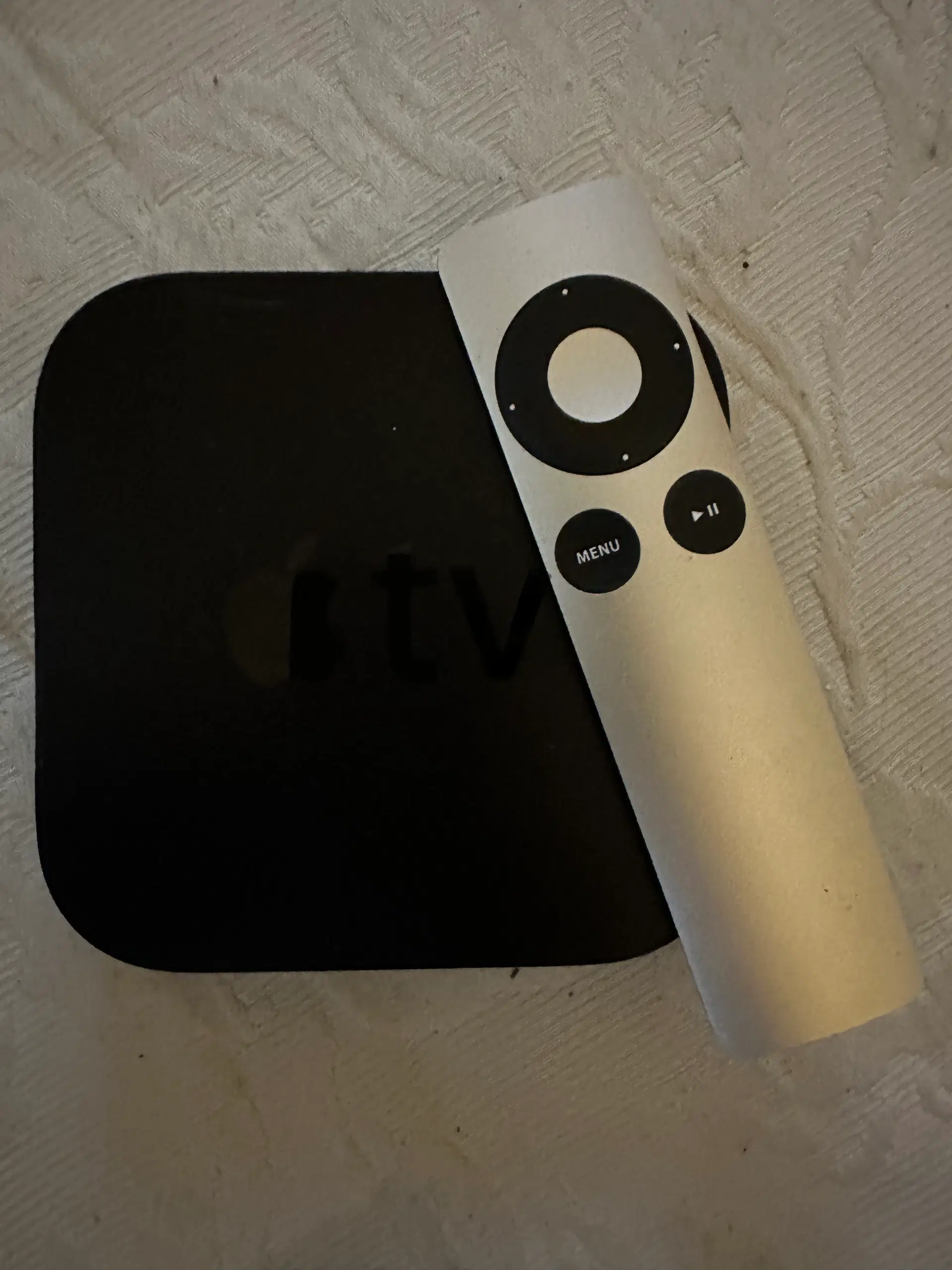 APPLE TV 1 GEN