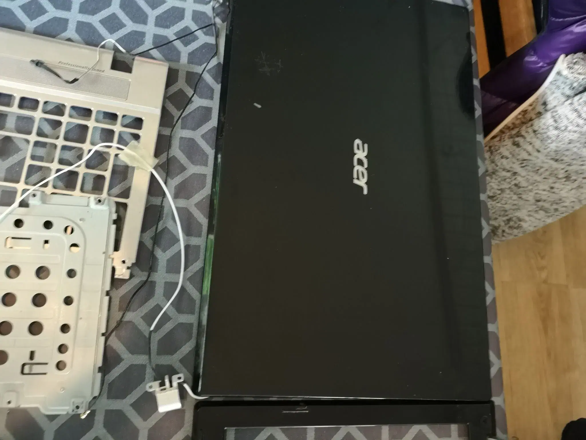 Acer aspire v3-531 sælges i dele!