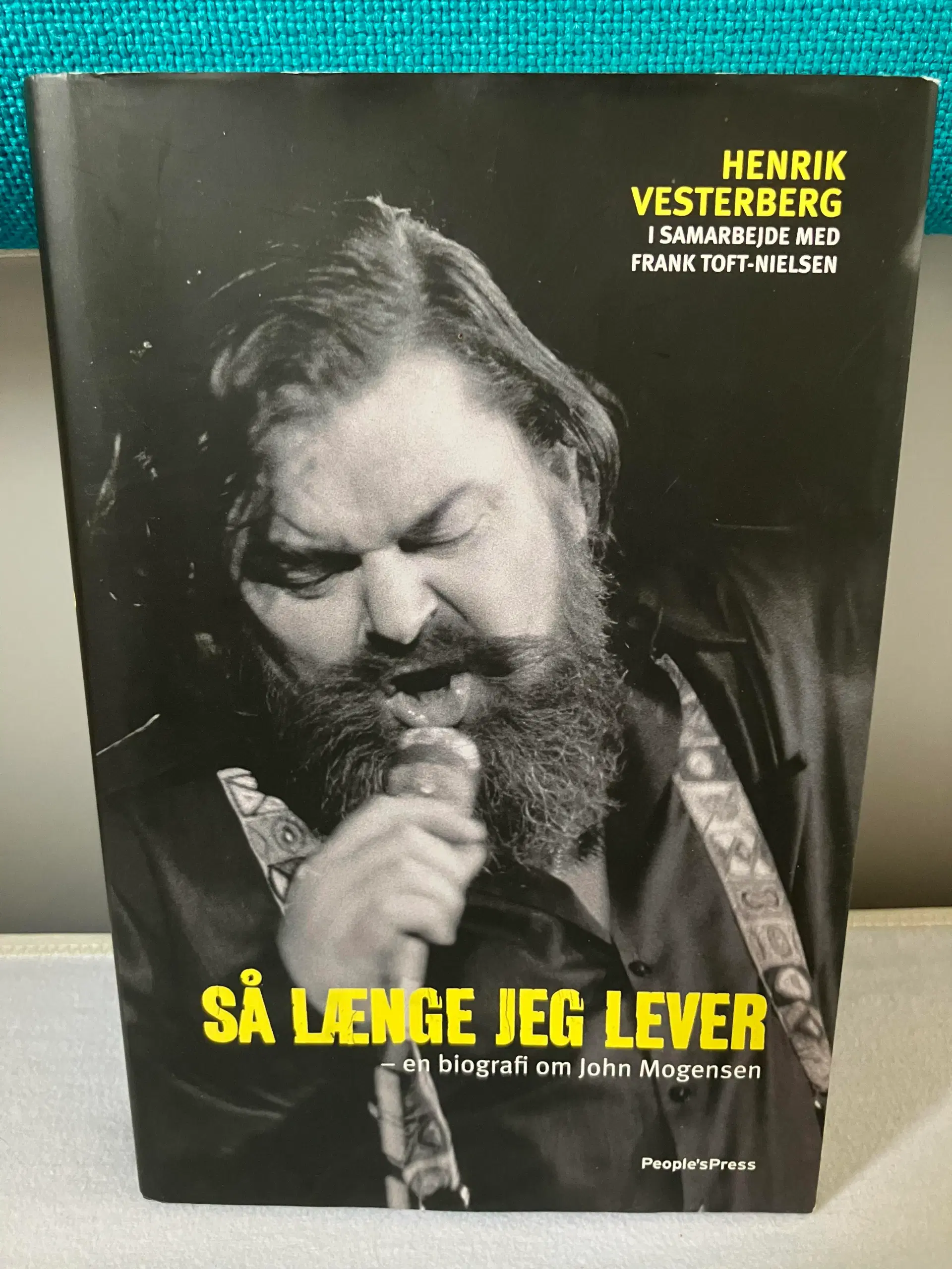 Bog Så længe jeg lever af Henrik Vesterberg