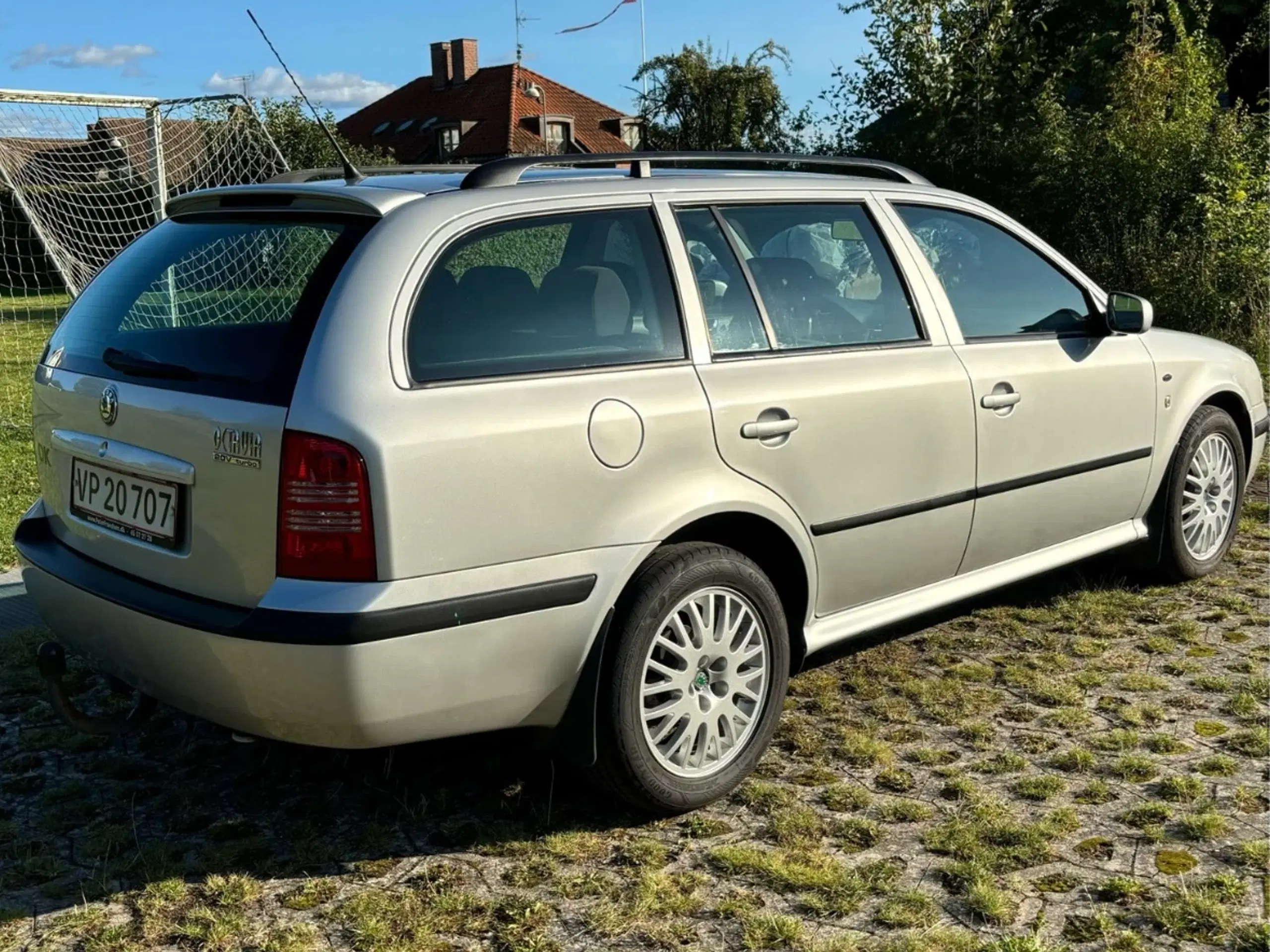 Skoda Octavia 1,8 T Elegance Combi