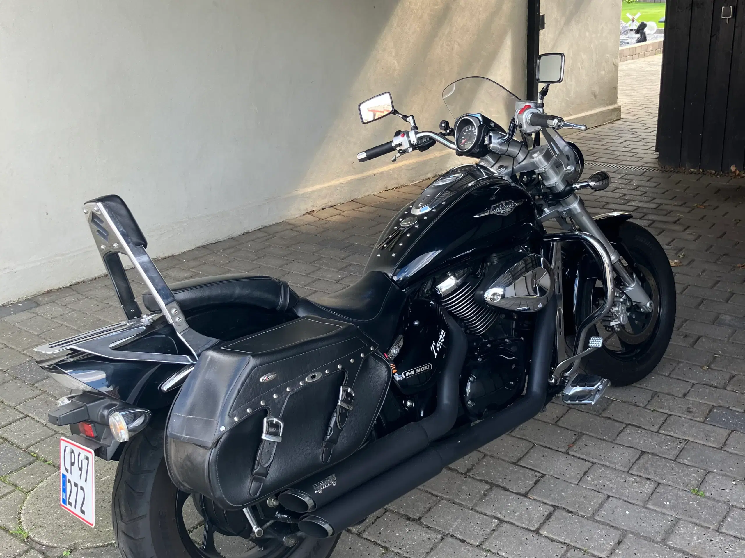 Suzuki Intruder m 800