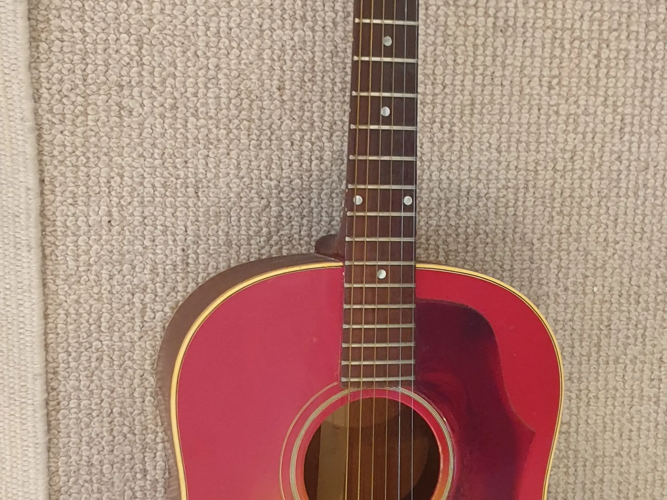 Guitar Gibson J-45 1968