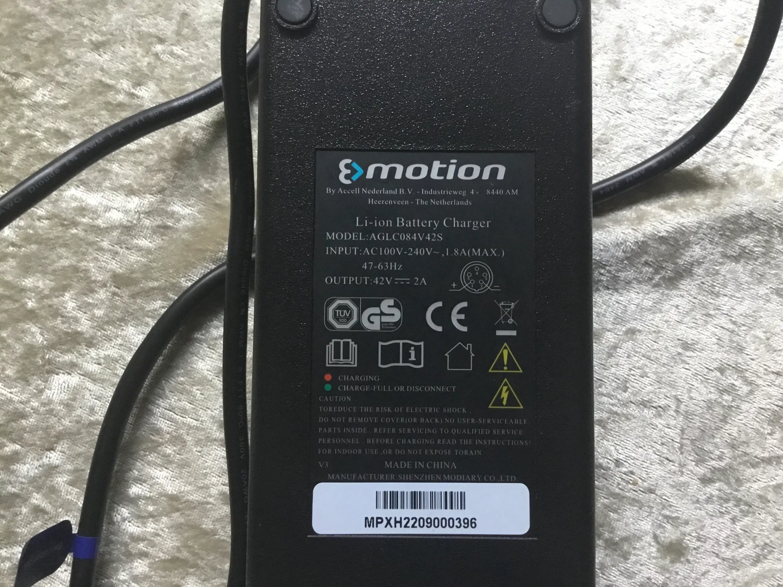 Batterioplader til Batavus E-Motion