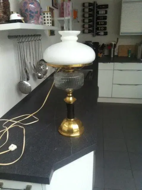 Retro Petrolium bordlampe