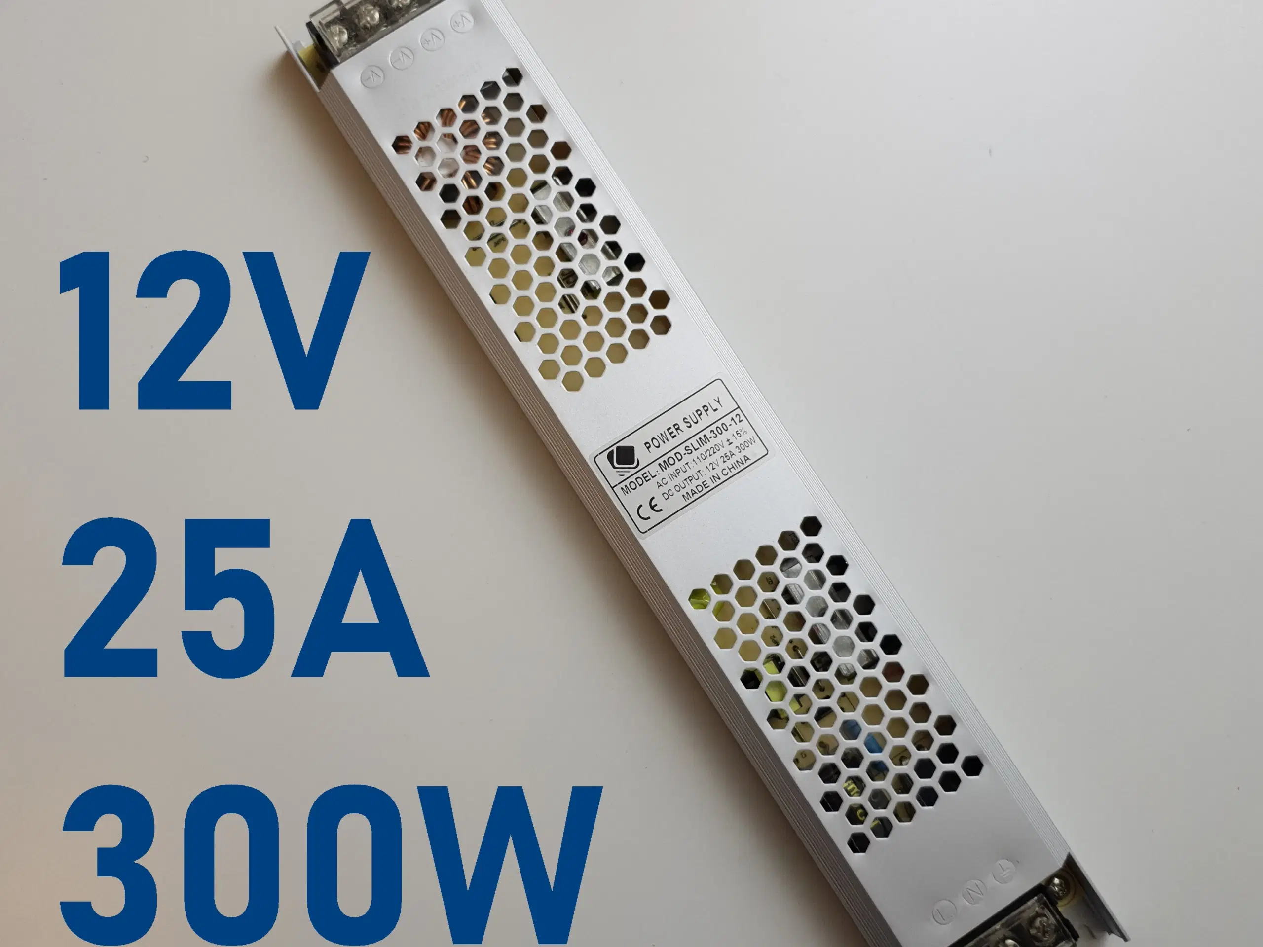 NY! 12V 25A 300W SLIM Modulær Strømforsyning