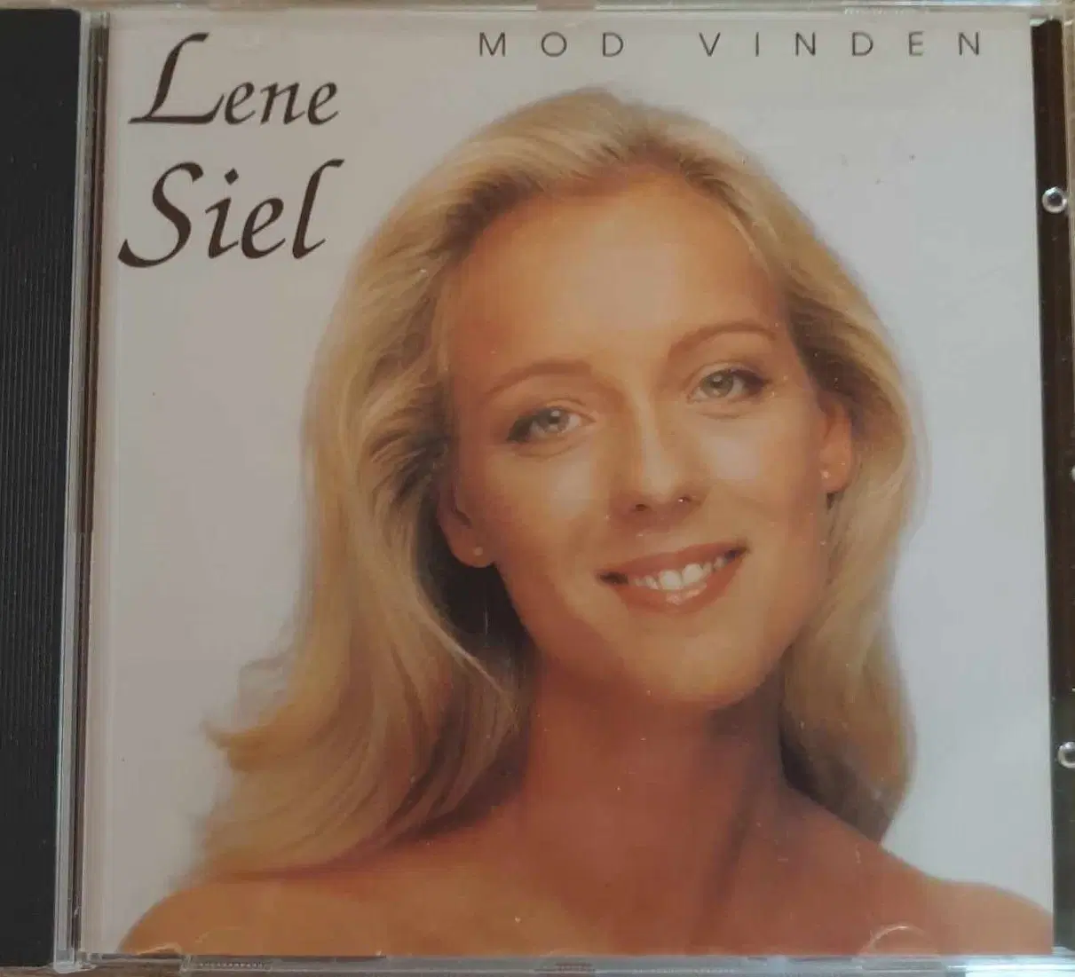 Lene  Siel  Mod Vinden og Mine Farvoritter